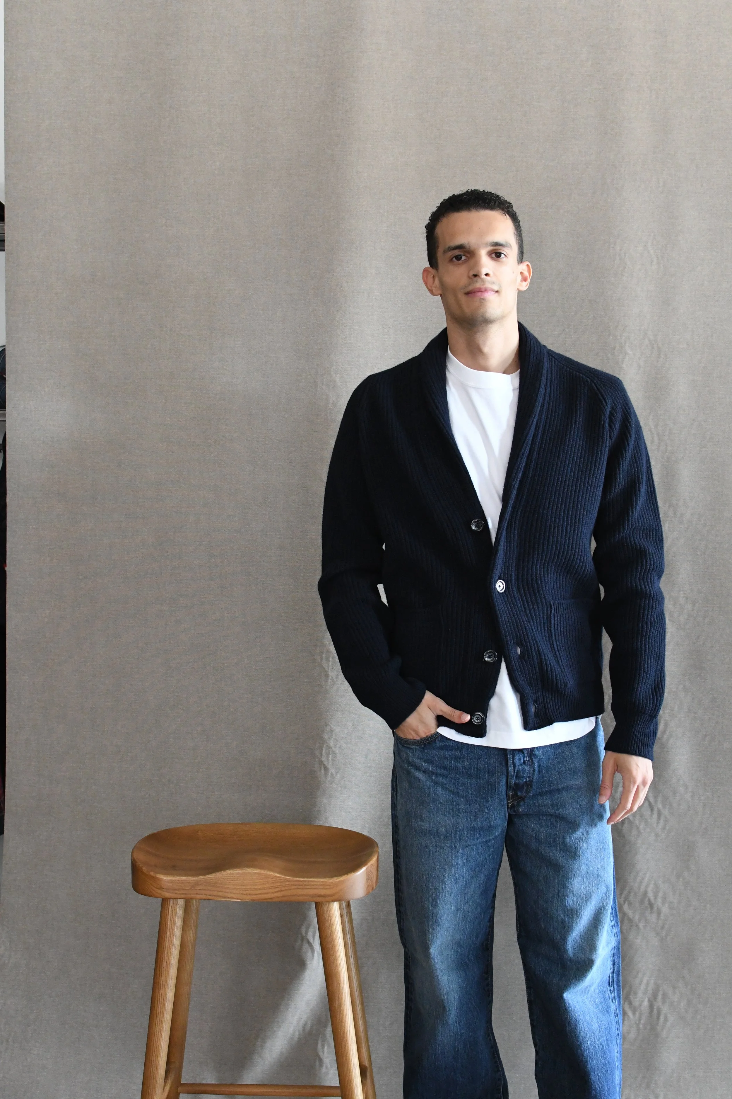 Cardigan Masq con bottoni costa inglese tinta unita manica lunga in lana merino.