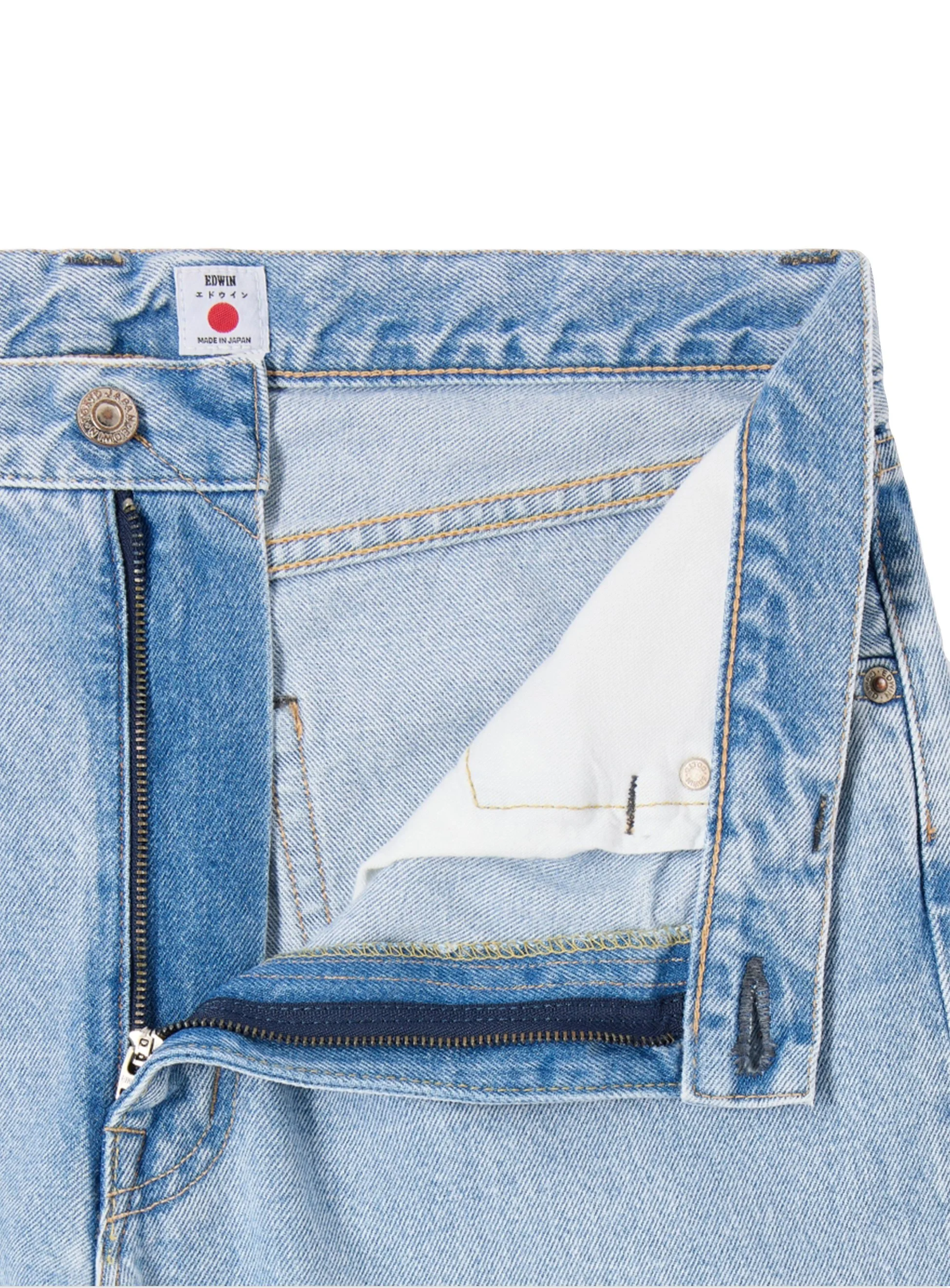 Denim Edwin tinta unita lavato. Massima espressione dell’artigianalità e la competenza giapponese nel denim.