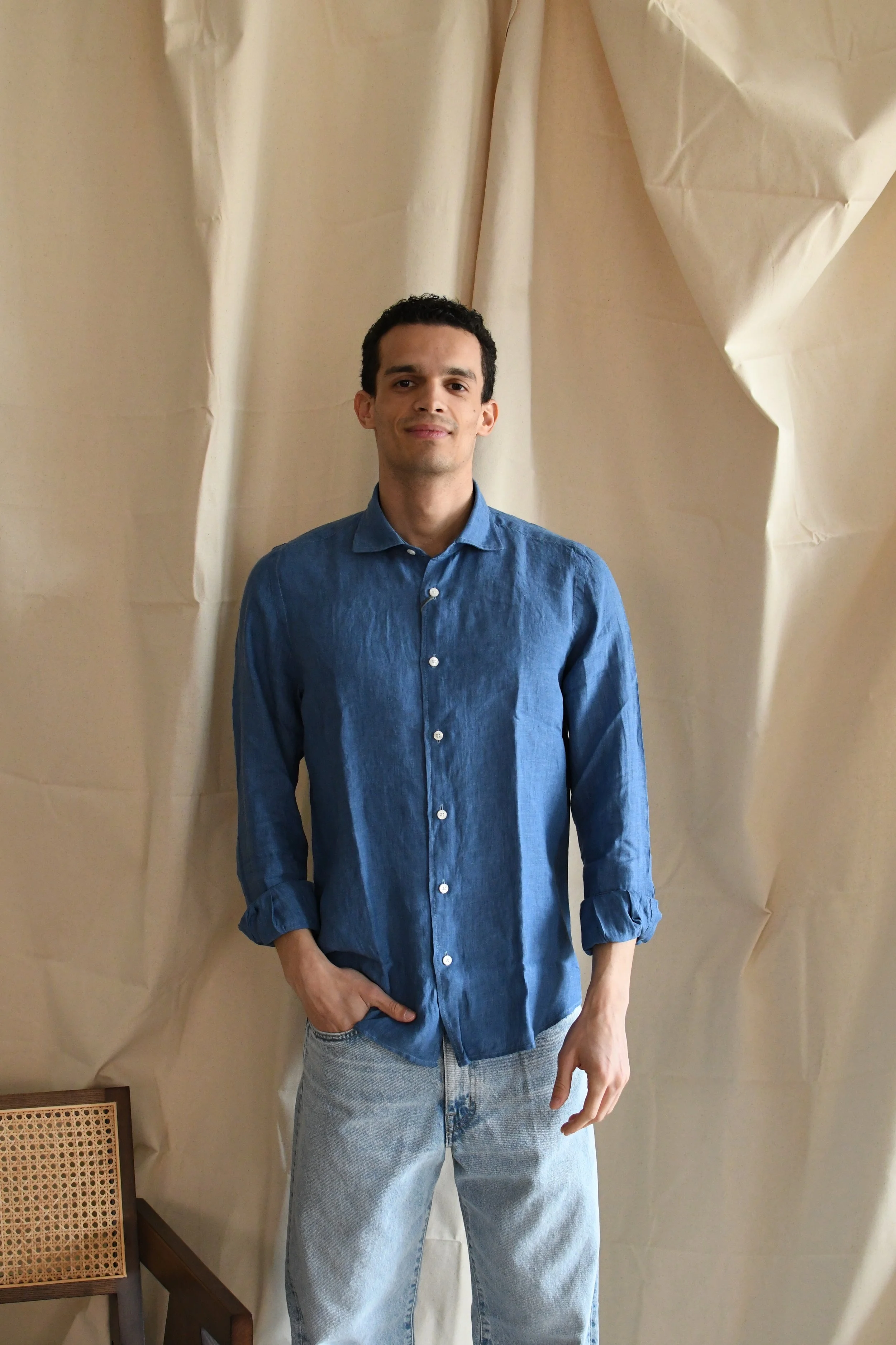 Camicia Portofiori in lino lavato, leggera e adatta per l’estate.