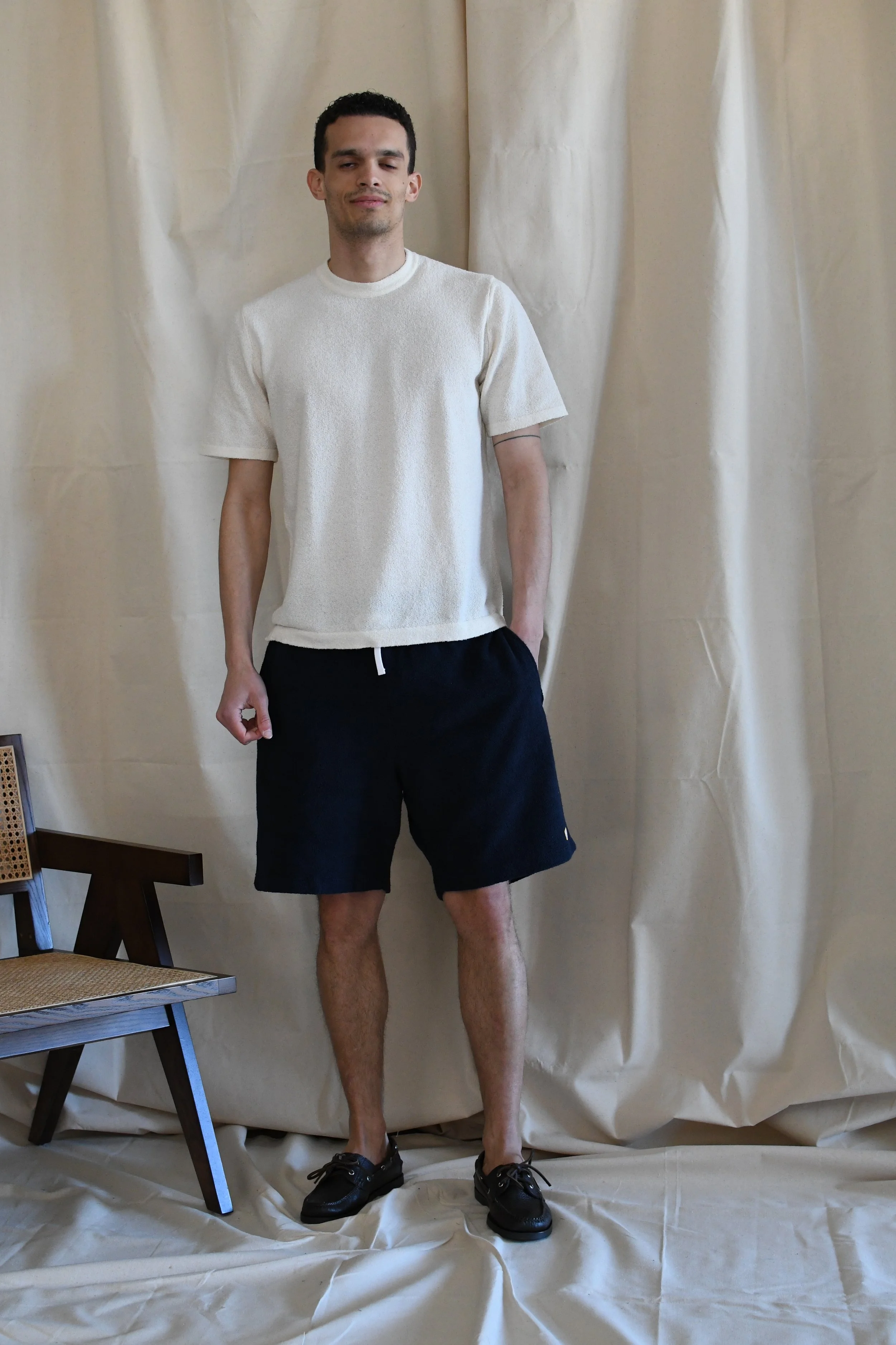 Shorts Armor Lux Heritage tinta unita in cotone effetto spugna. Ispirazione storica marina militare francese.