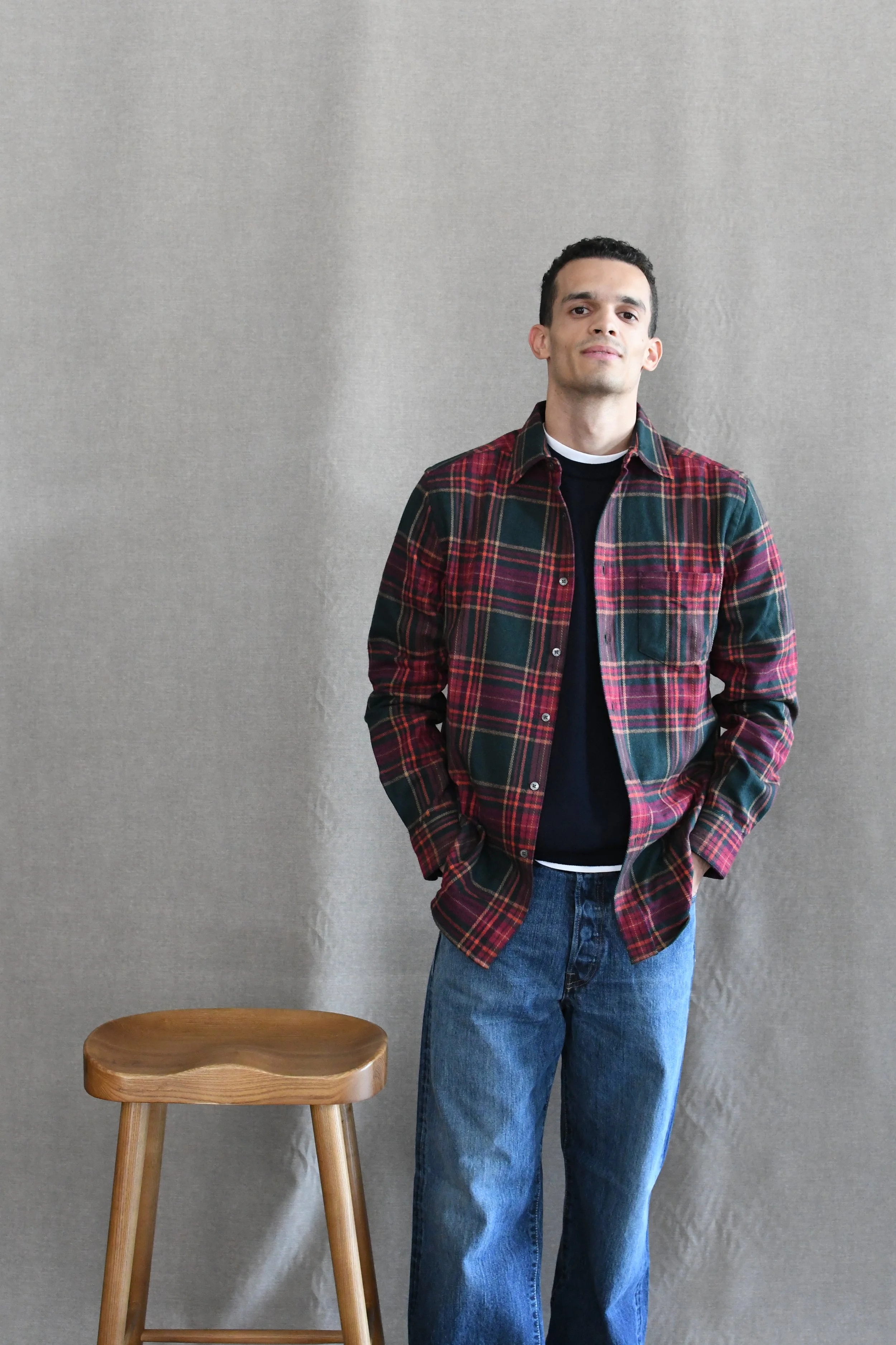 Camicia Portuguese Flannel in morbida flanella di cotone. Tessuti di ispirazione heritage portoghese.