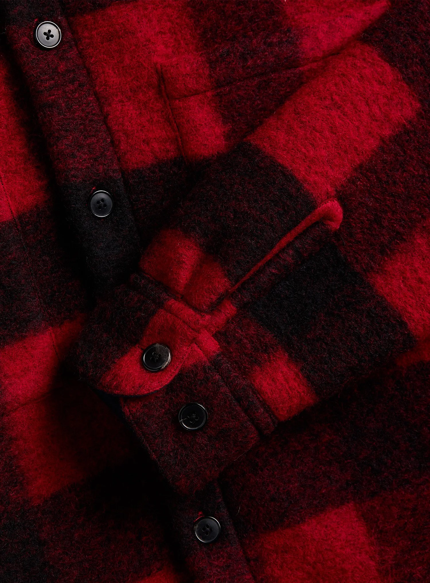 Overshirt Portuguese Flannel in lana. Tessuti di ispirazione heritage portoghese.