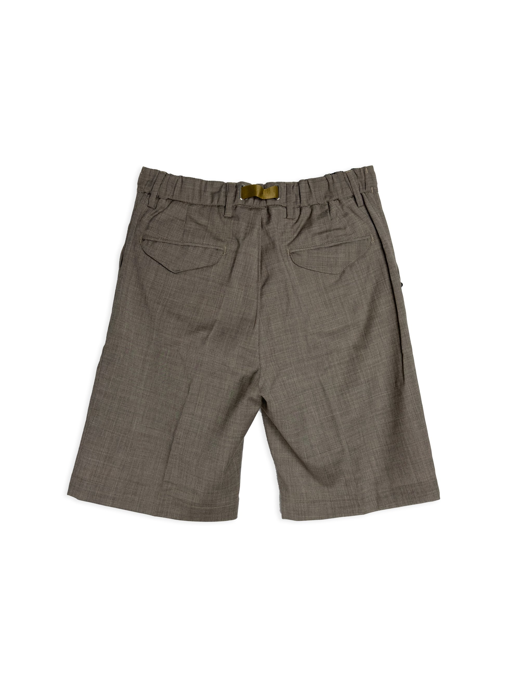 Bermuda White Sand vestibilità comoda, tinta unita. Tessuto in fresco lana leggerissimo.