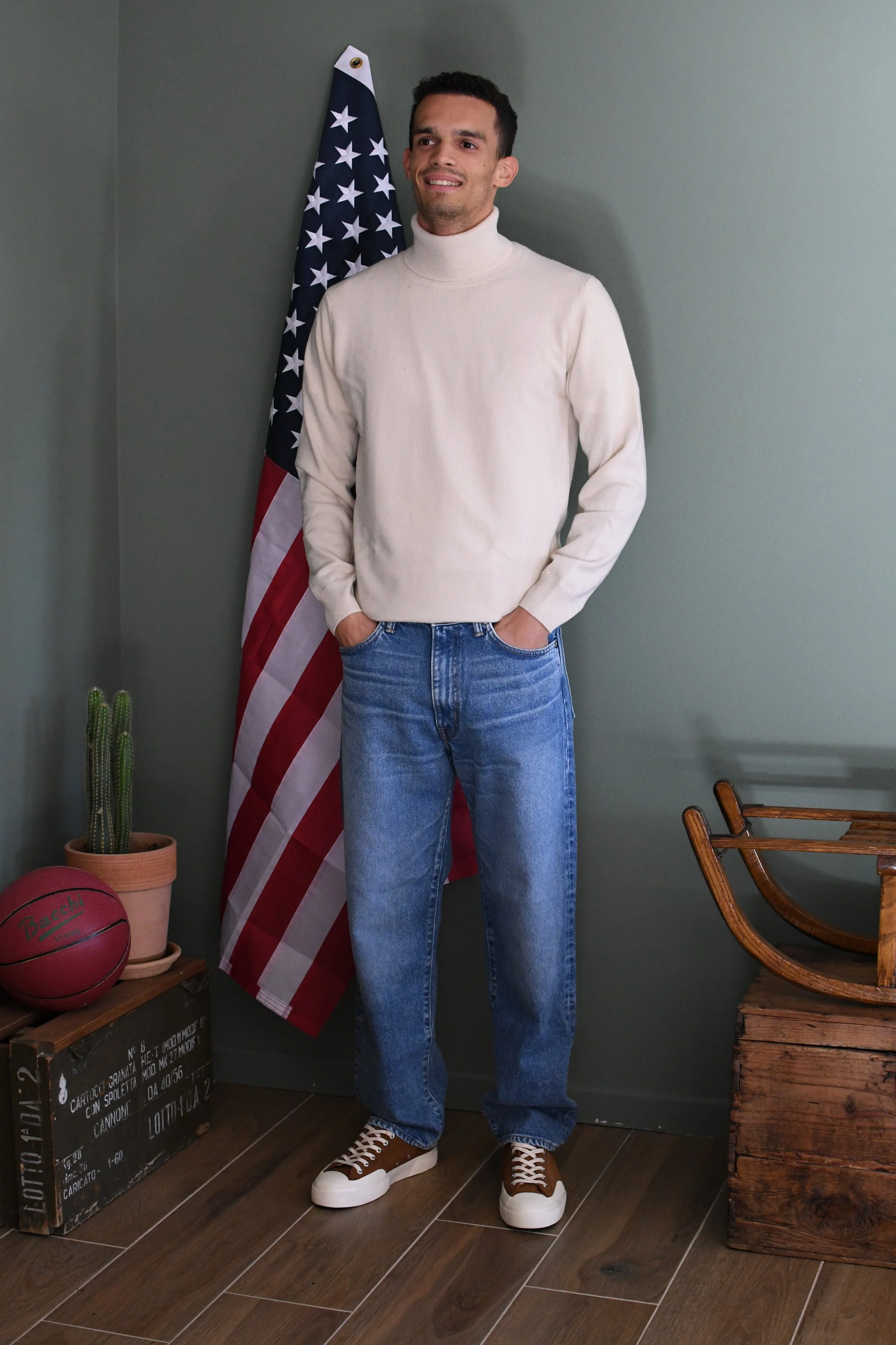 Maglia Crackers dolcevita tinta unita manica lunga in Cashmere.