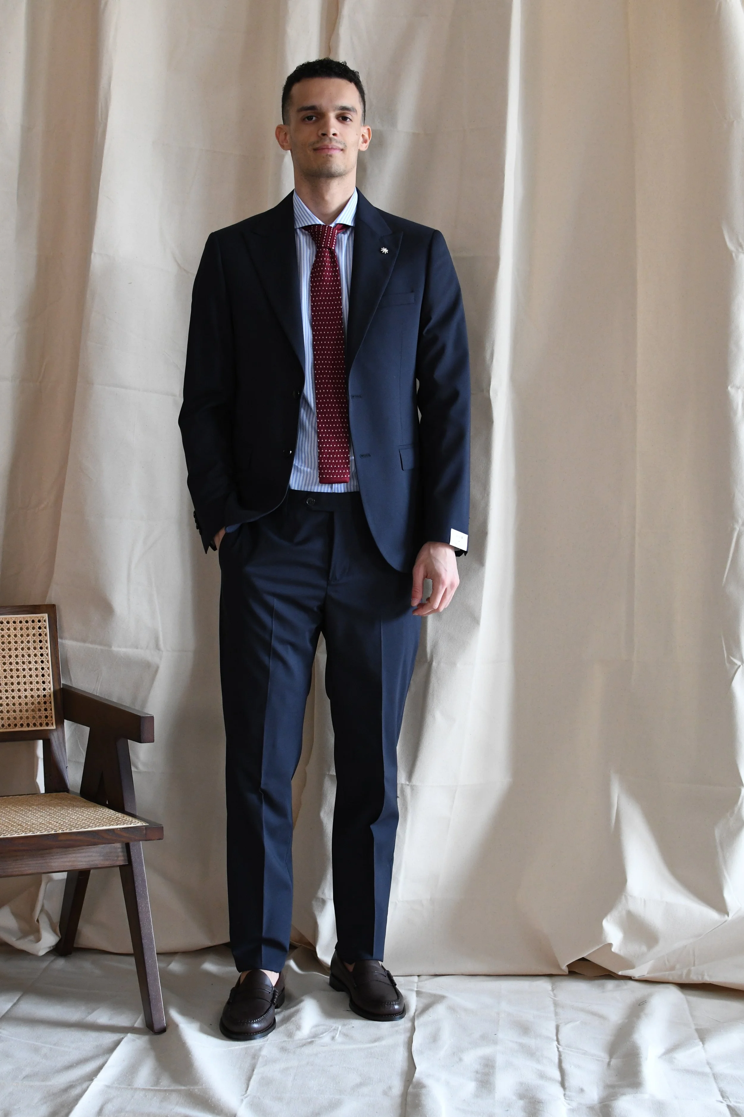 Abito Manuel Ritz classico in fresco lana con revers a lancia