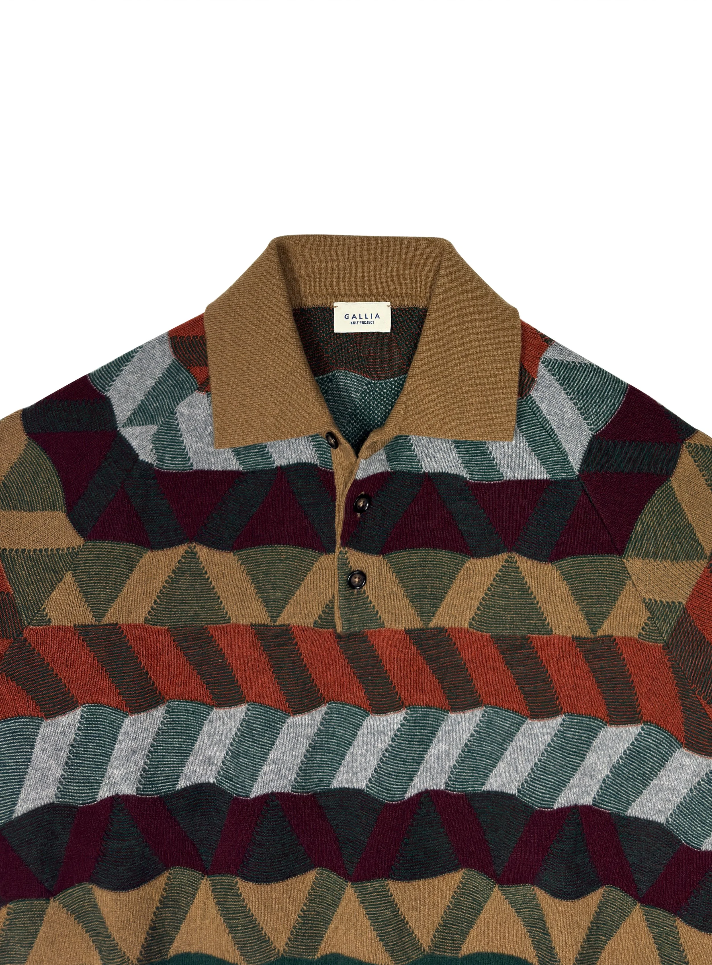 Polo Gallia a fantasia in calda e morbida lana intarsiata a contrasto. Maglia di ispirazione vintage.