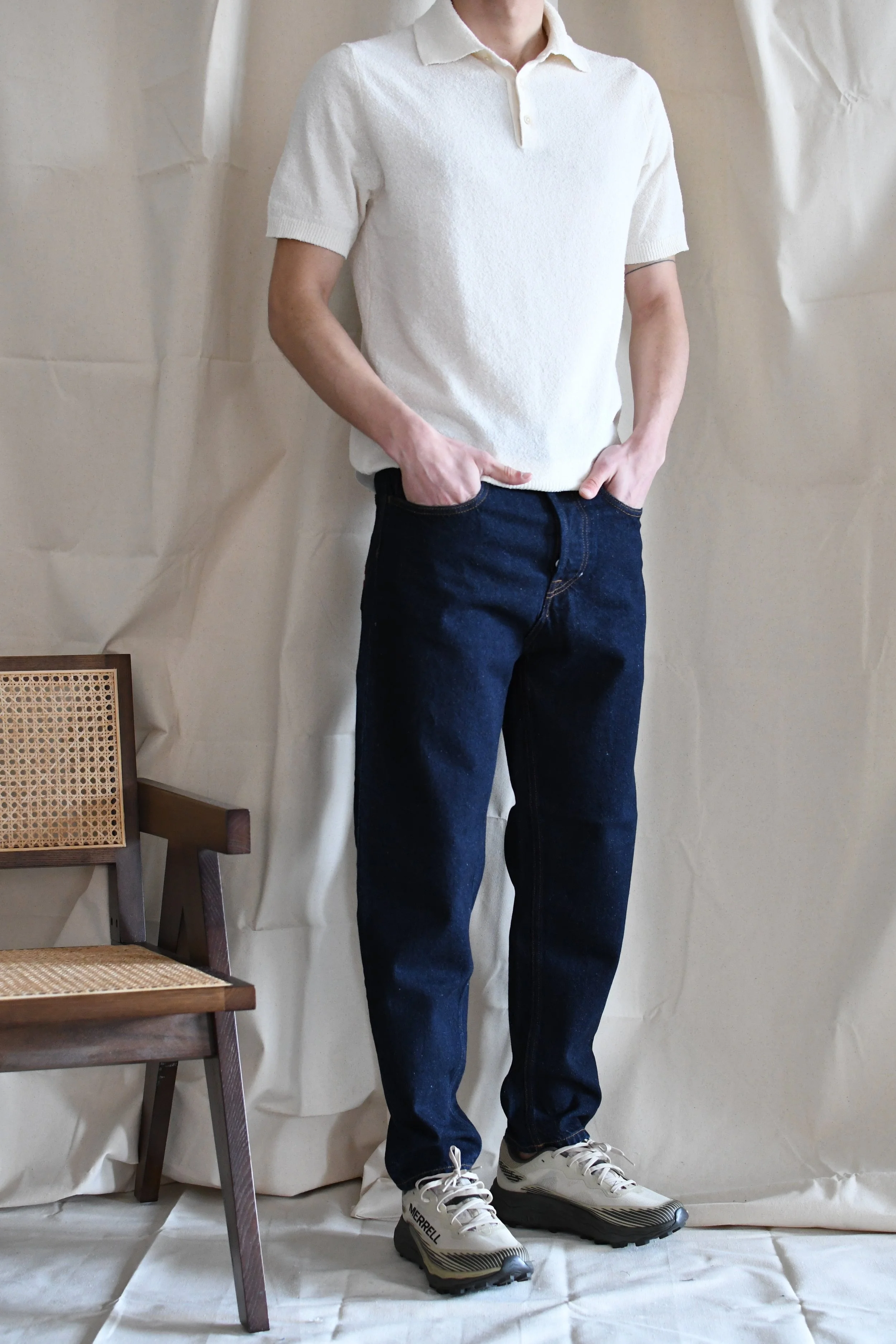 Jeans Amish rinsed non lavato e senza strappi. Vestibilità carrot.