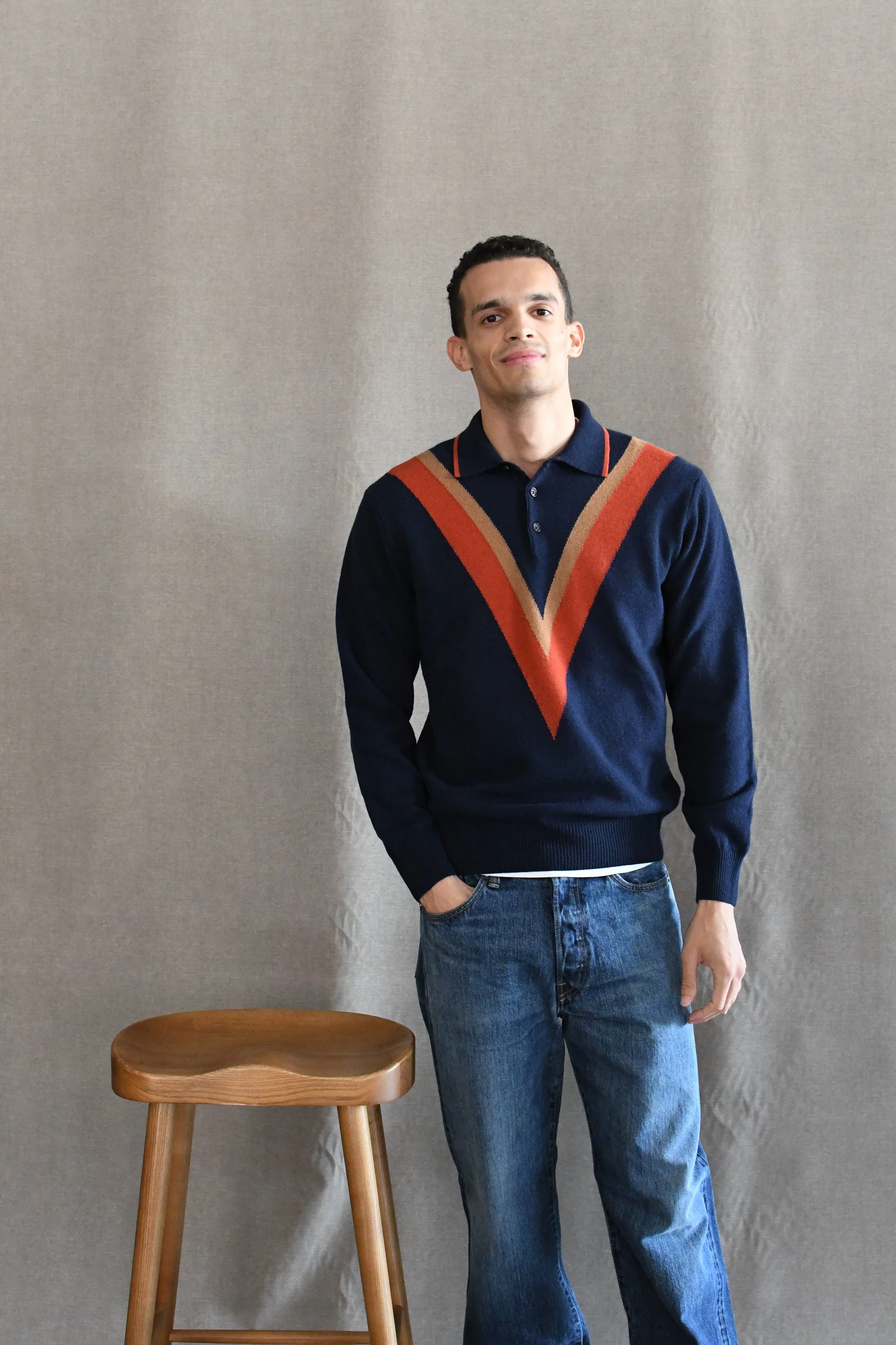 Polo Gallia a fantasia in calda e morbida lana intarsiata a contrasto. Maglia di ispirazione vintage.