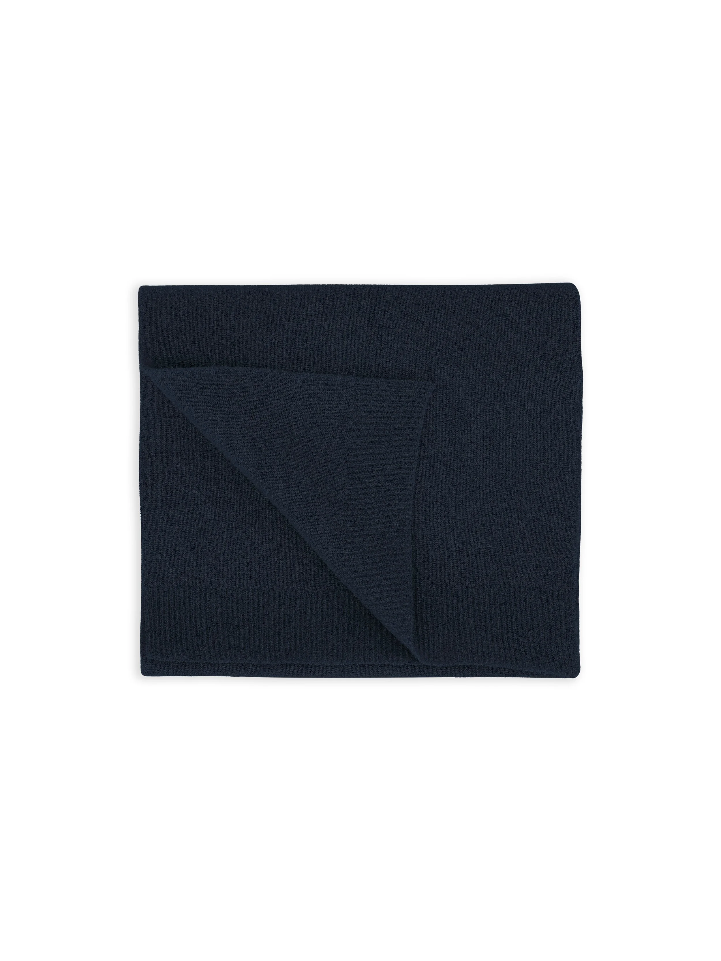 Colorful Standard Sciarpa in lana merino riciclata. Design classico e perfetta sia per le uscite casual che per le occasioni più raffinate.