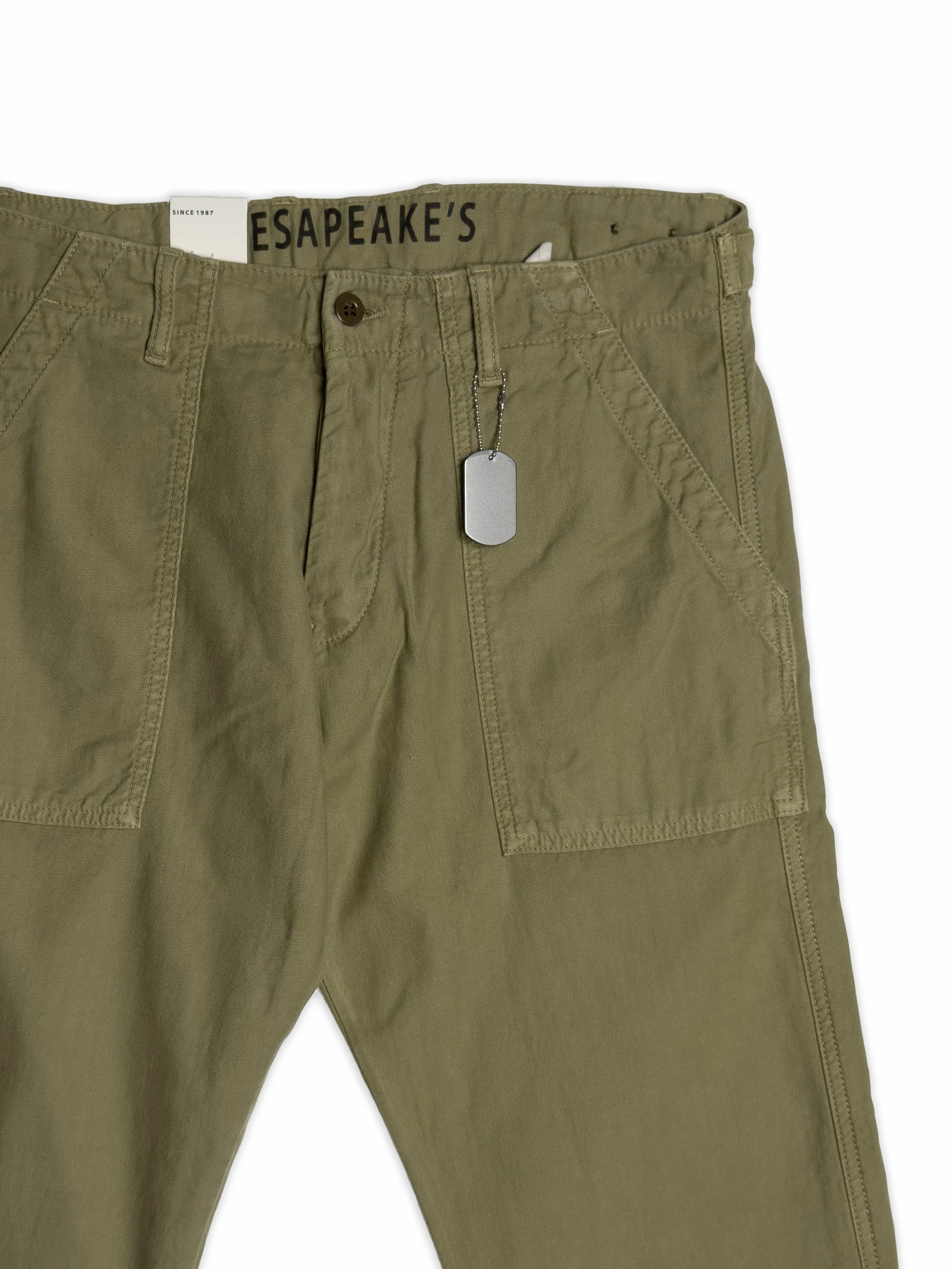 Pantalone Chesapeake’s Fatigue. Tessuto leggero e perfetto con una camicia in estate.