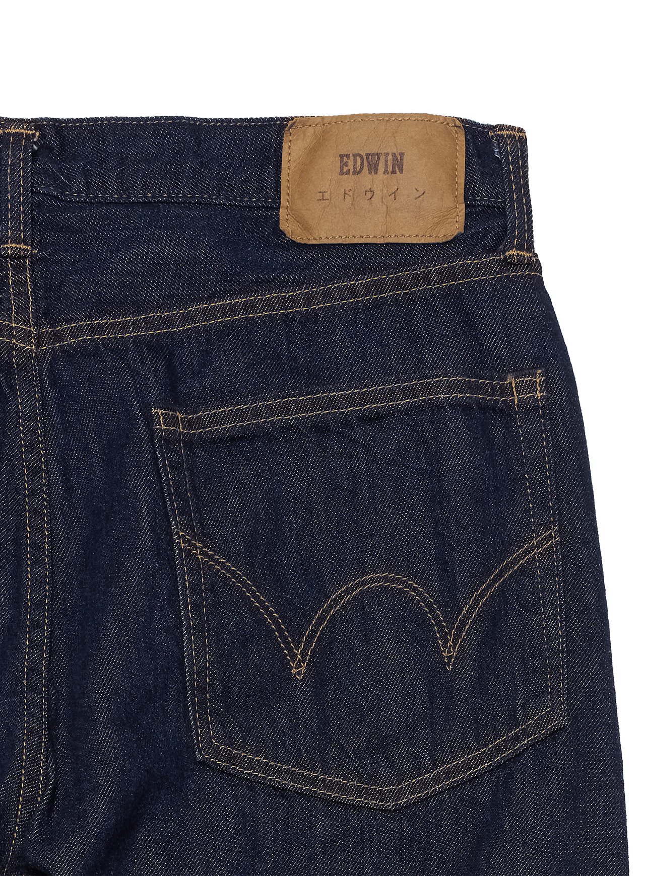 Denim Edwin rinsed tinta unita non lavato con cimosa rossa. Edwin è un marchio di denim all'avanguardia, dove risaltano l'artigianalità e la competenza giapponese.