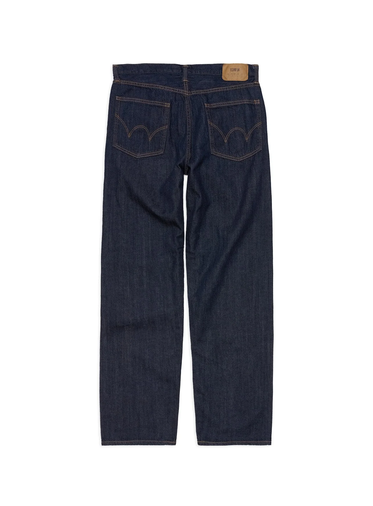 Denim Edwin rinsed tinta unita non lavato con cimosa rossa. Edwin è un marchio di denim all'avanguardia, dove risaltano l'artigianalità e la competenza giapponese.