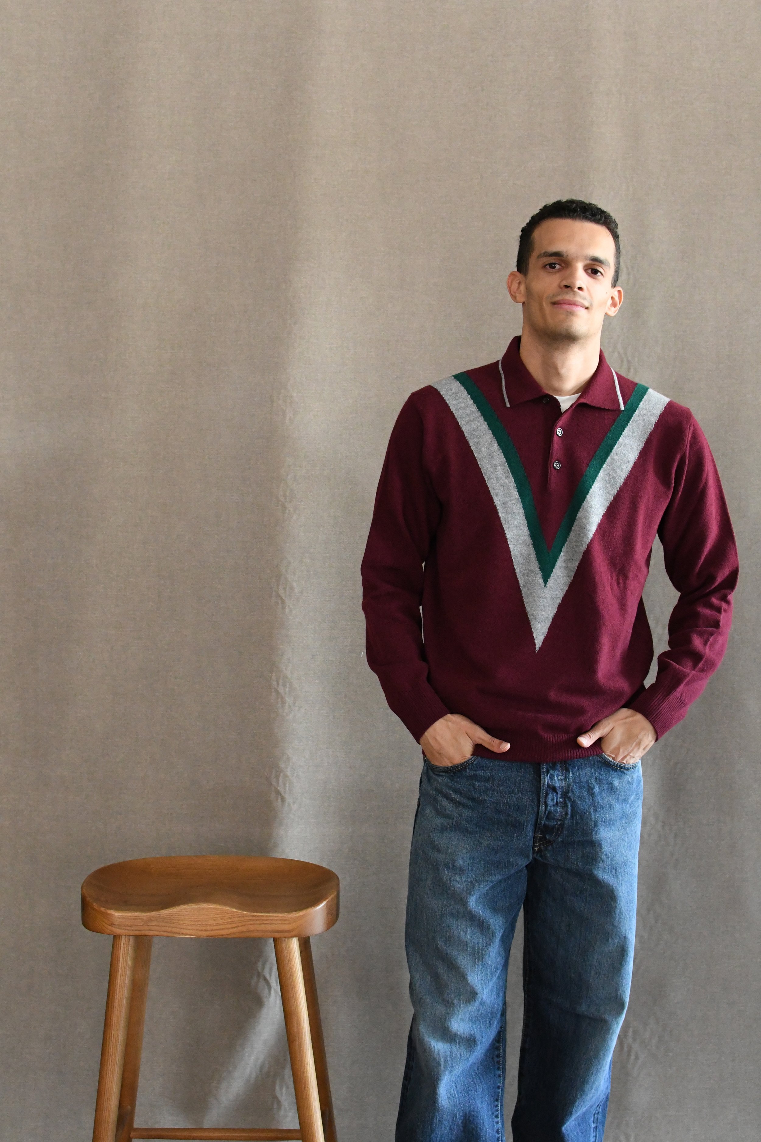 Polo Gallia a fantasia in calda e morbida lana intarsiata a contrasto. Maglia di ispirazione vintage.