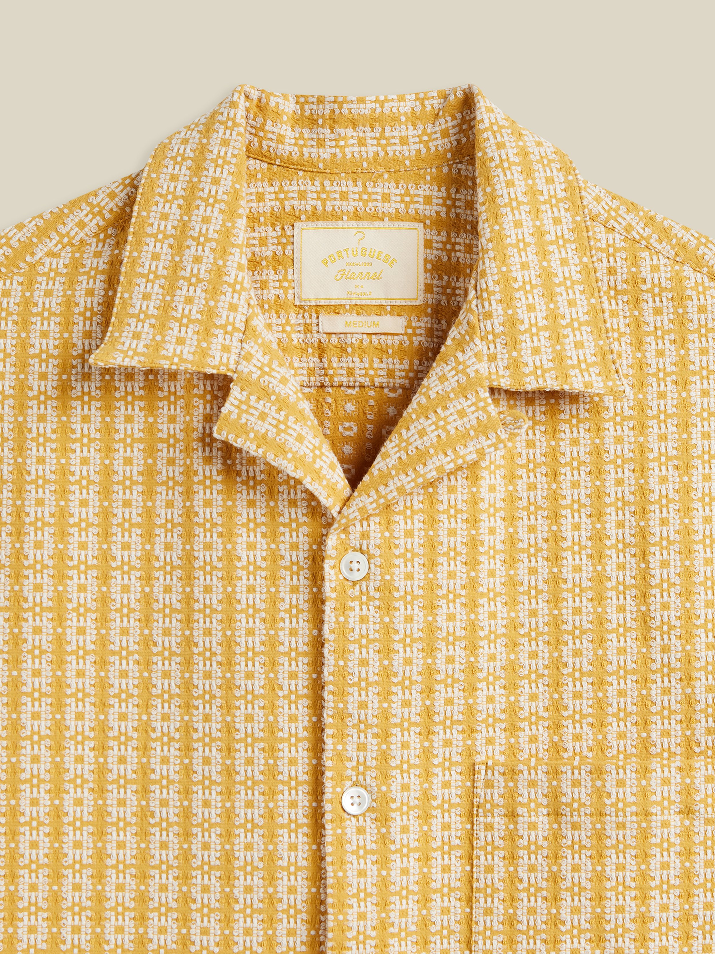 Camicia Portuguese Flannel mezza manica a fantasia. Tessuti di ispirazione d’archivio.