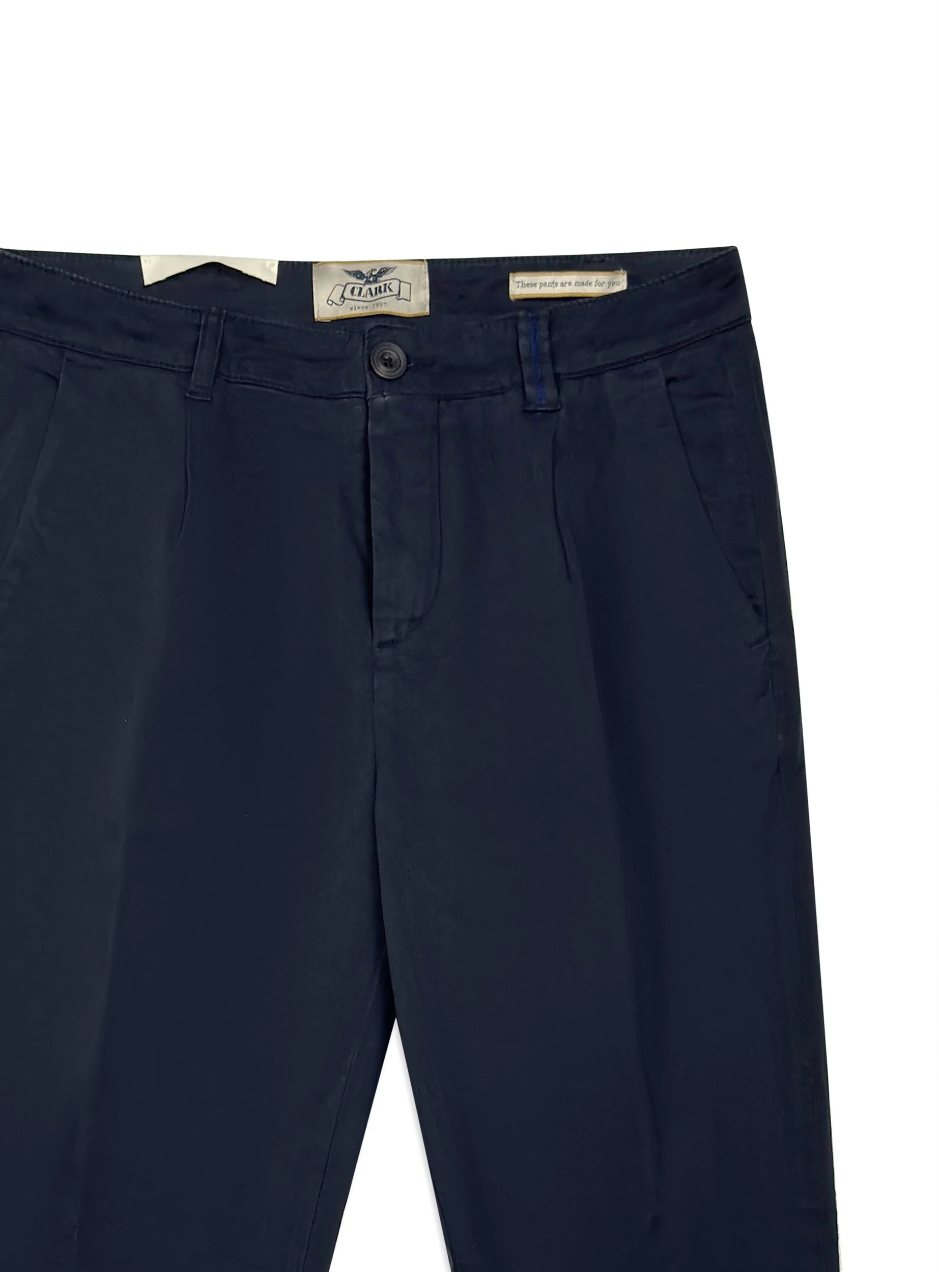 Pantalone Clark in cotone gabardina tinta unita.