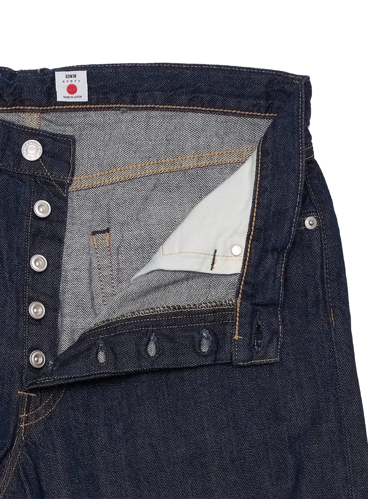 Denim Edwin rinsed tinta unita non lavato con cimosa rossa. Edwin è un marchio di denim all'avanguardia, dove risaltano l'artigianalità e la competenza giapponese.