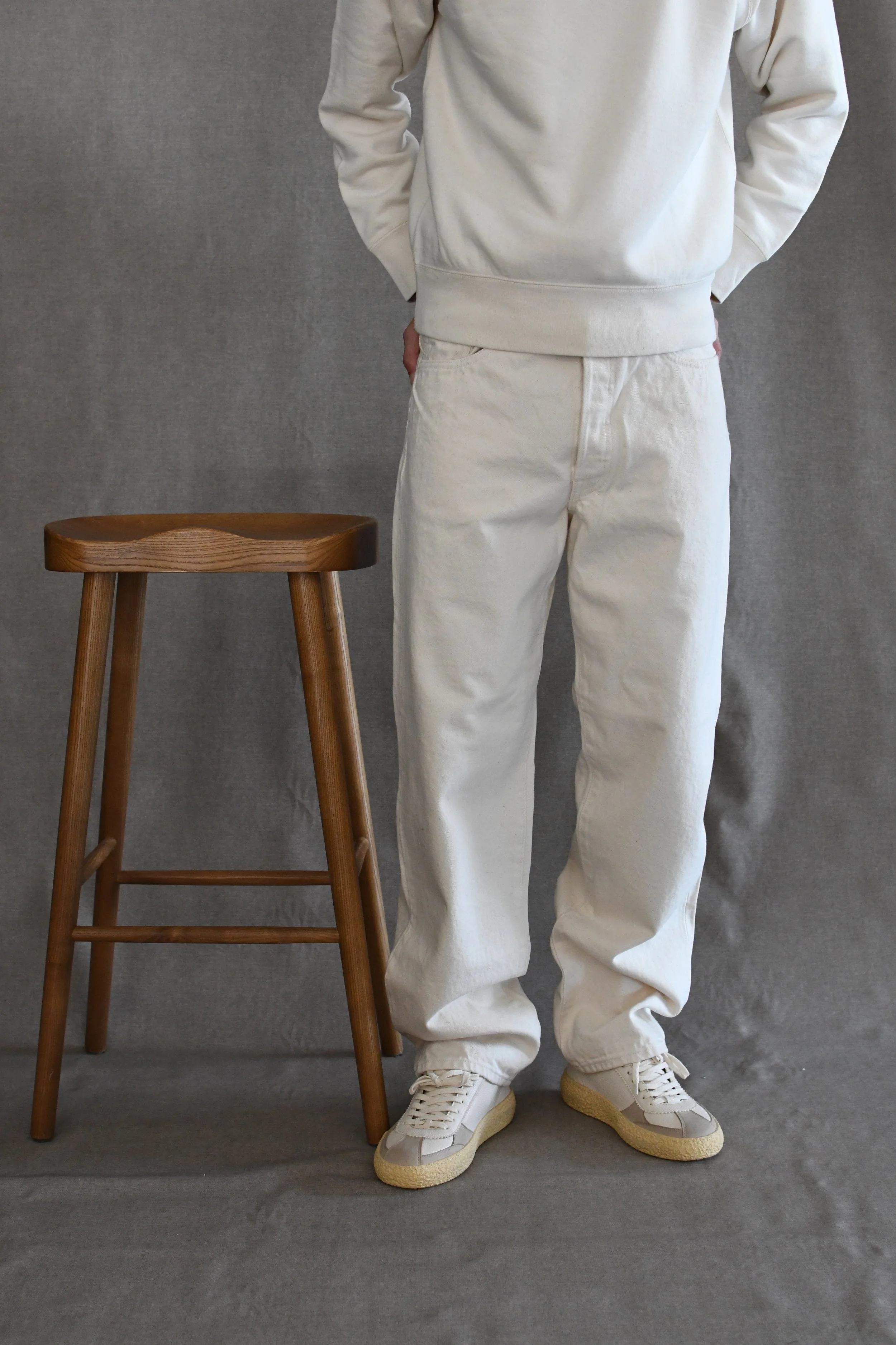 Denim Edwin "Made in Japan". Jeans realizzato con un tessuto in denim naturale cimosato da 12,5 once.