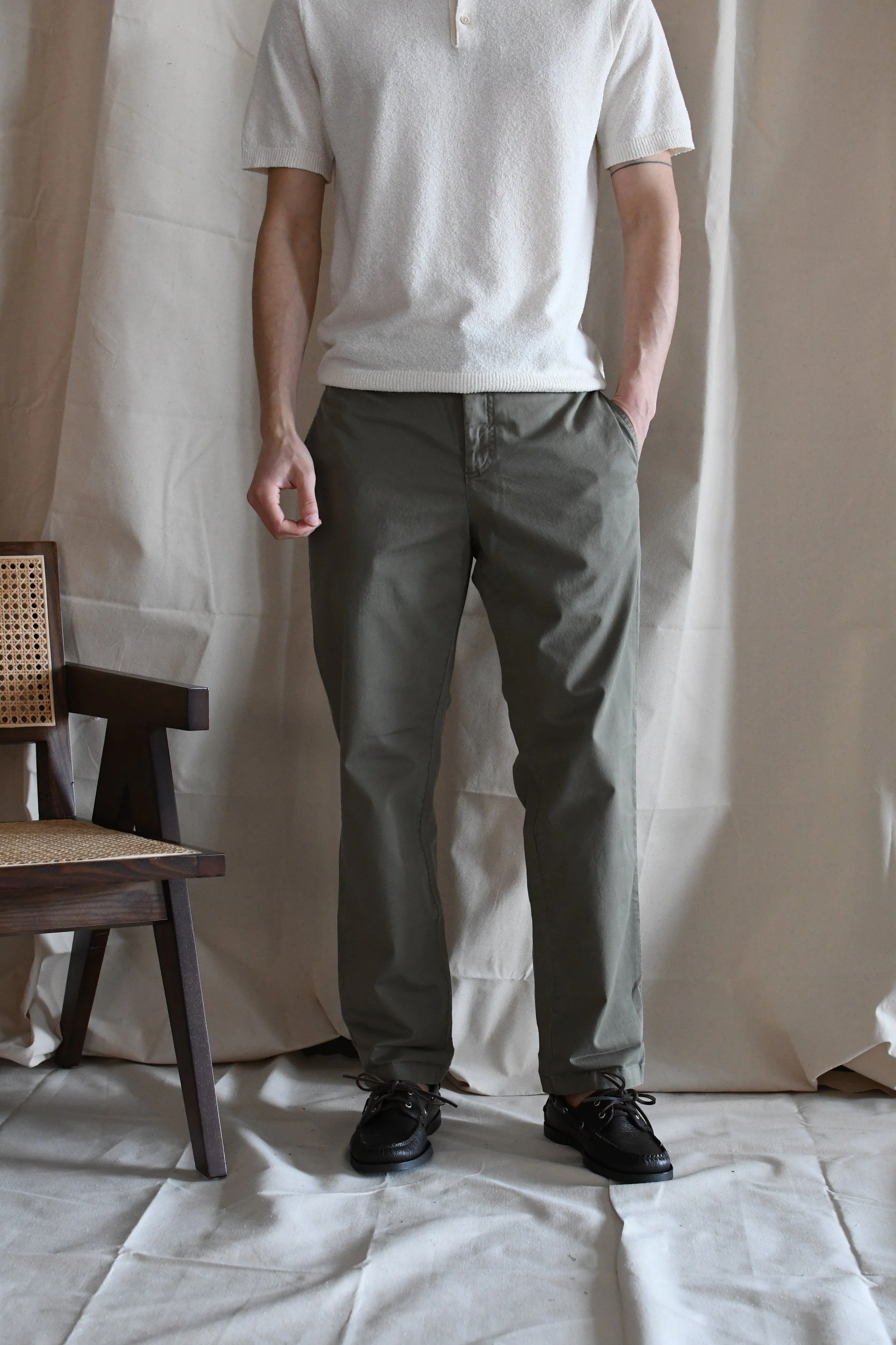 Pantalone Clark in cotone gabardina tinta unita