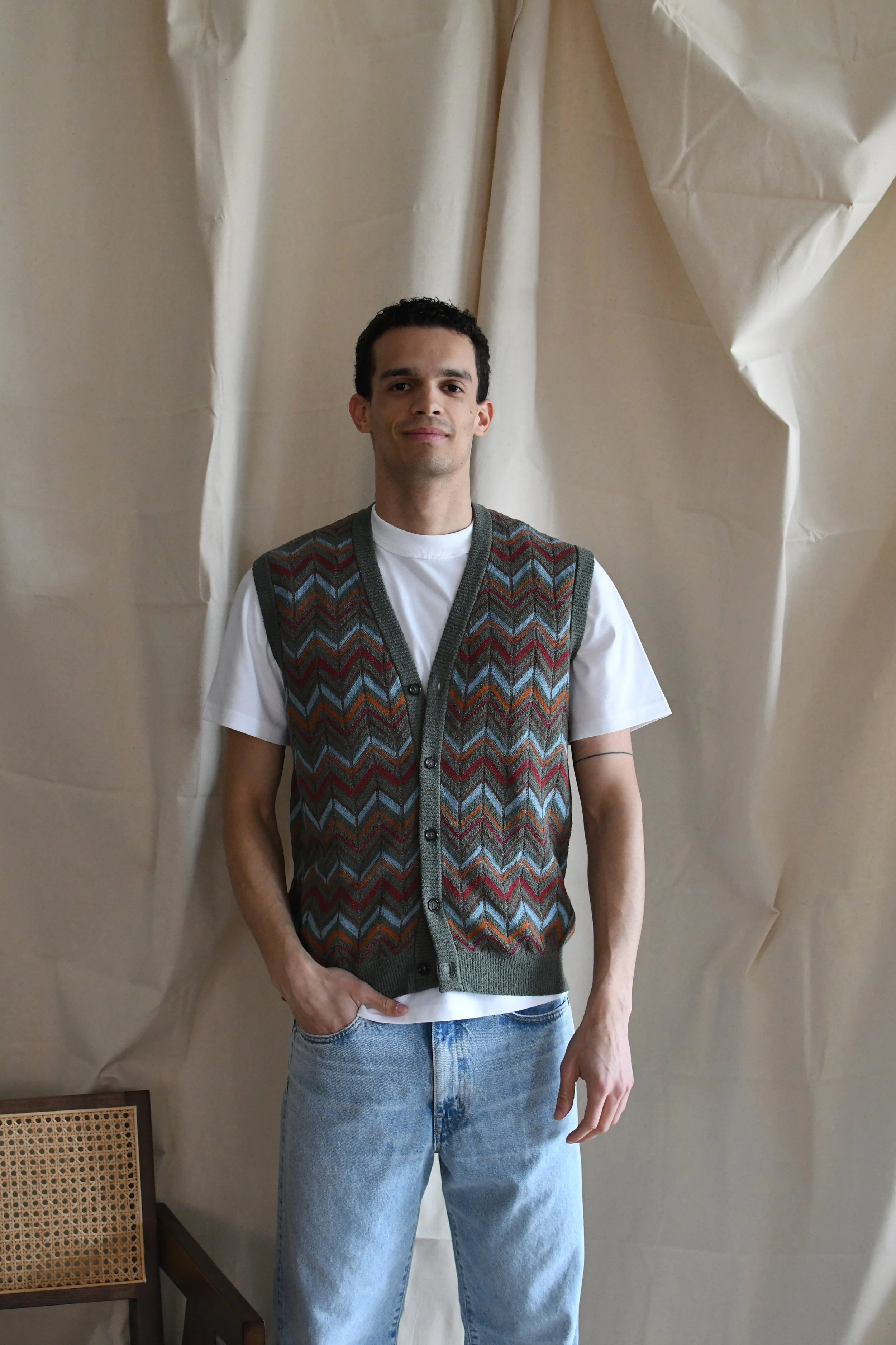 Gilet Gallia in morbido e leggero tessuto effetto spugna a fantasia.