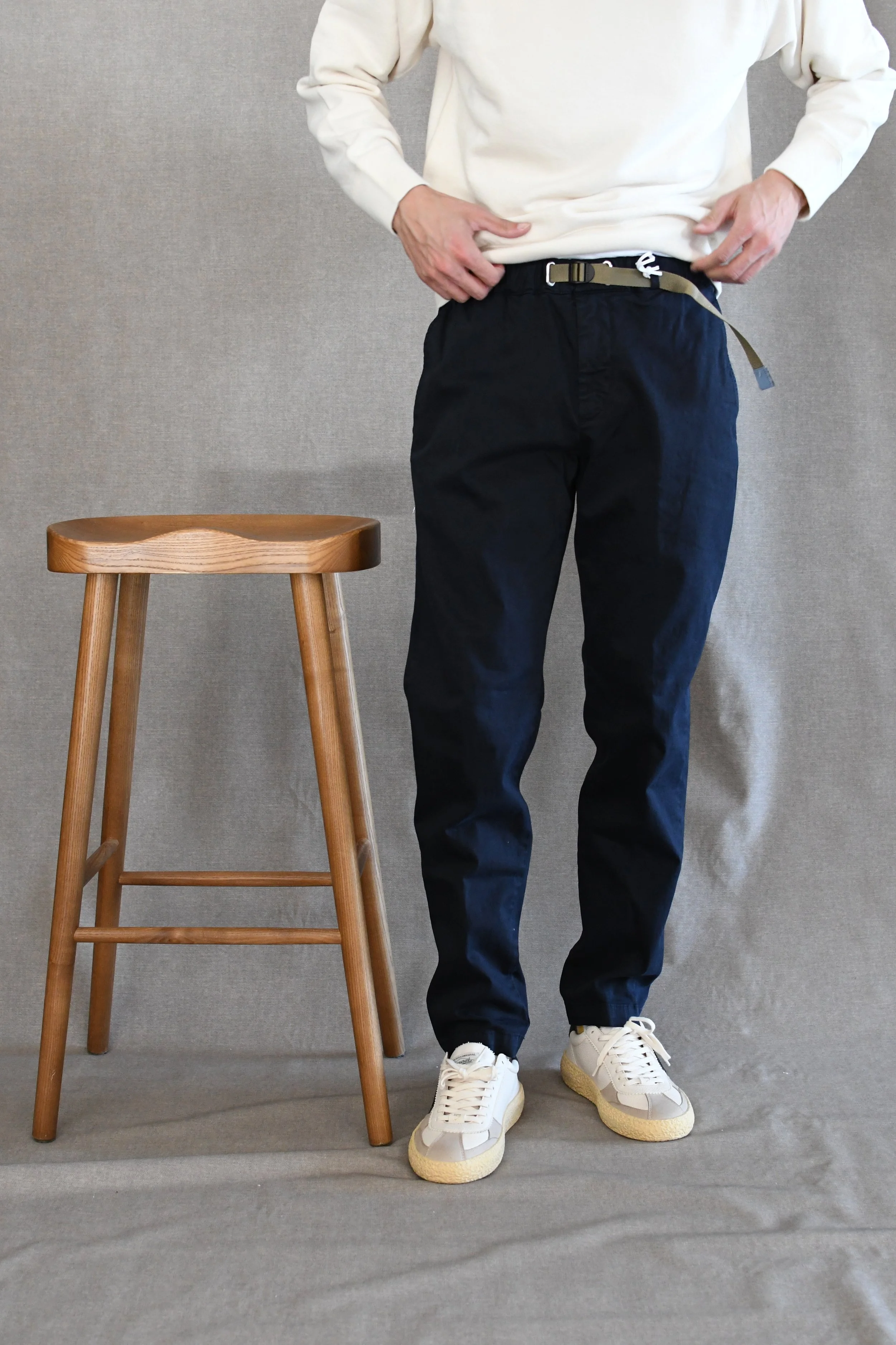 Pantalone White Sand tinta unita in cotone.