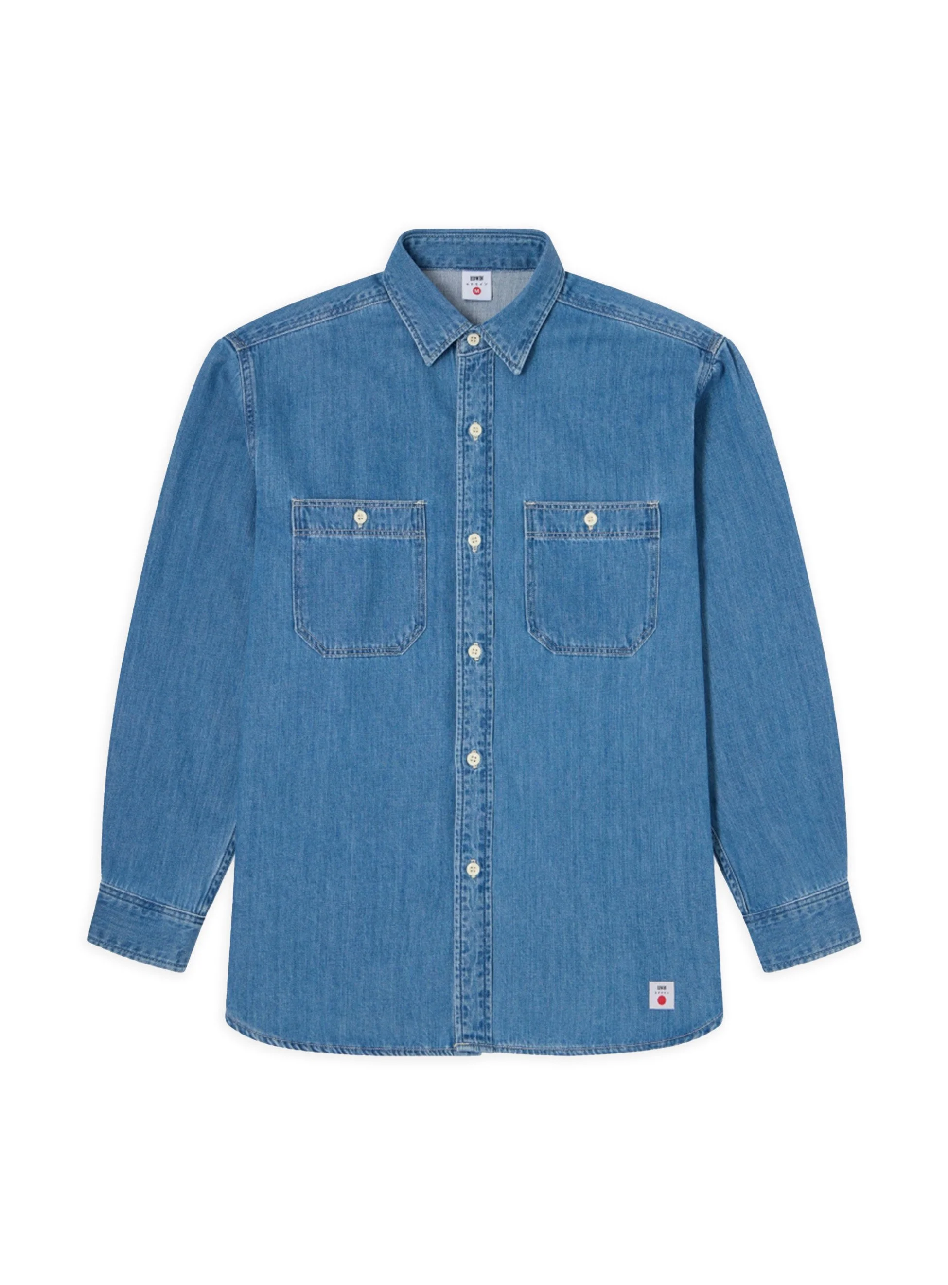 Camicia Edwin work tinta unita a maniche lunghe. Tessuto denim effetto lavato.