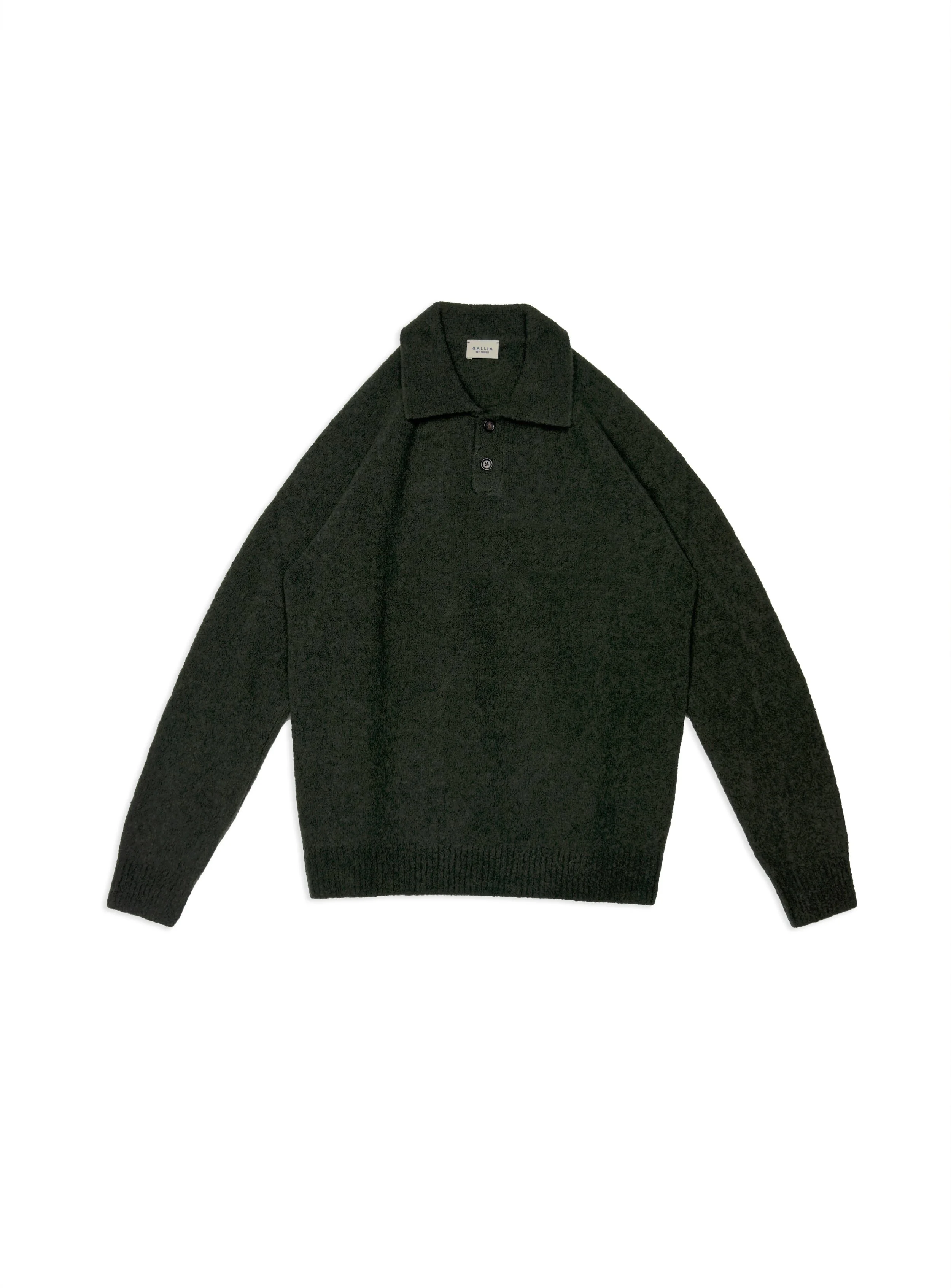 Polo Gallia bouclé in calda e morbida lana tinta unita. Maglia di ispirazione vintage.