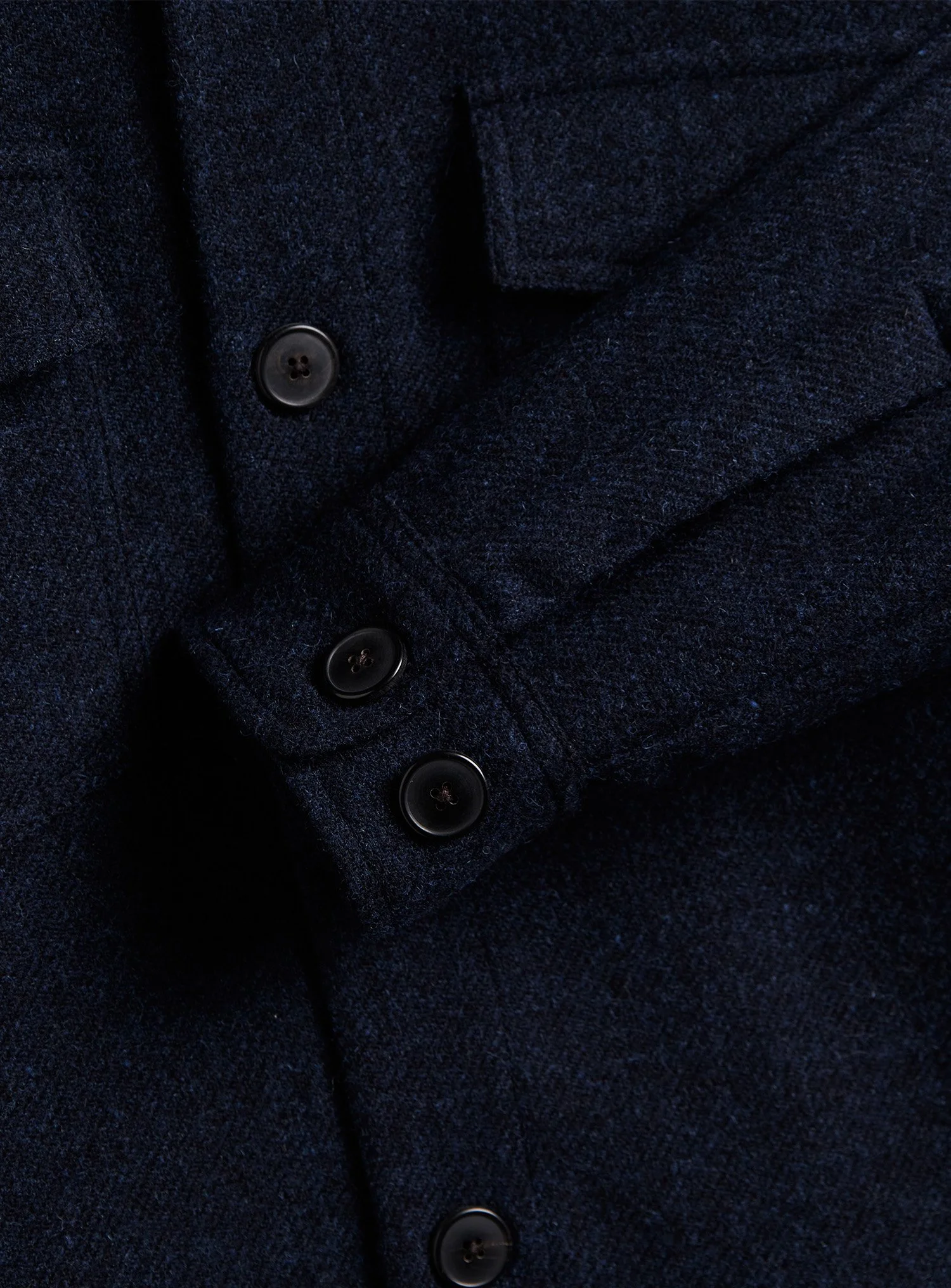 Overshirt Portuguese Flannel in lana. Tessuti di ispirazione heritage portoghese.