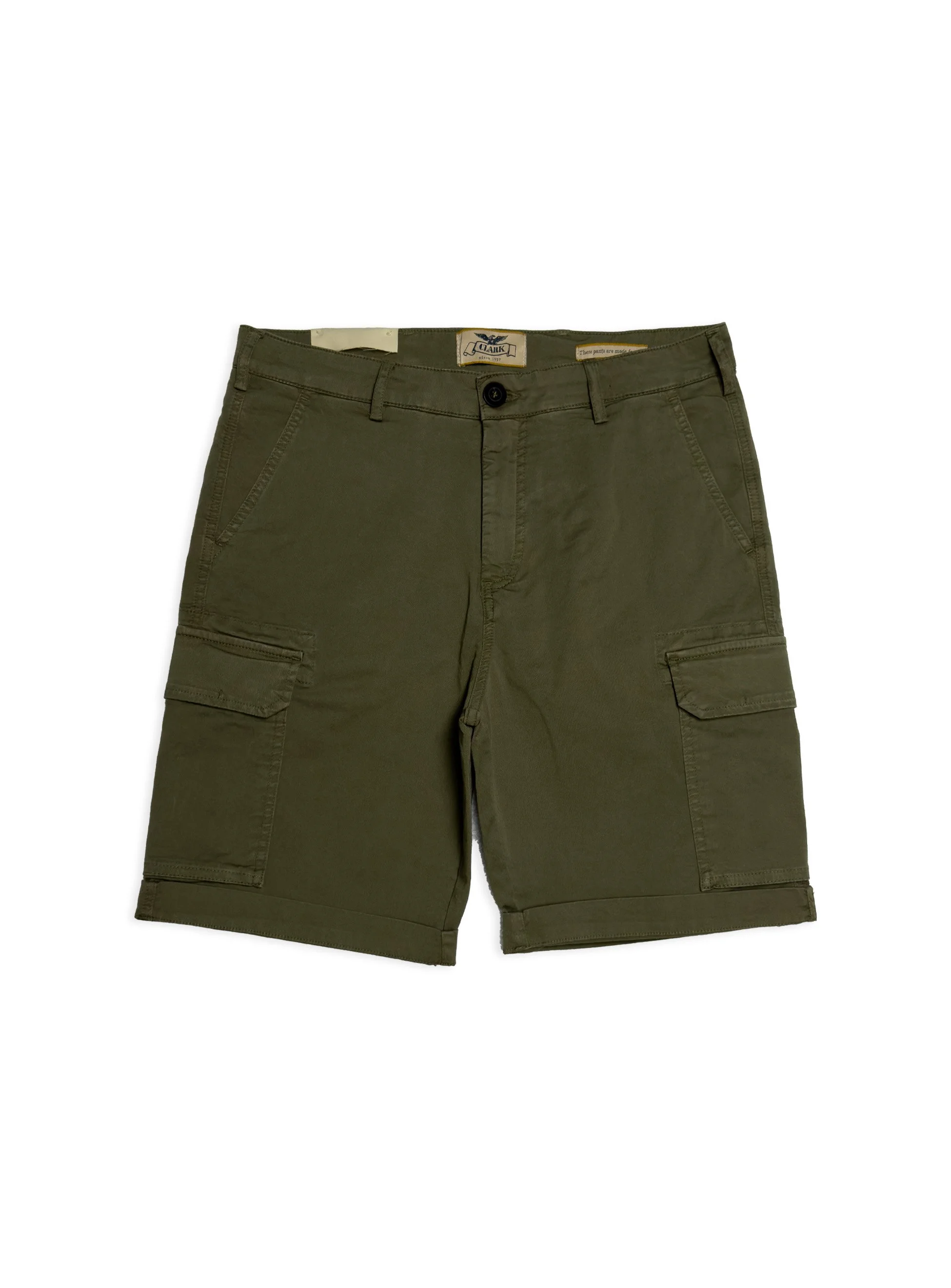 Bermuda Clark in cotone gabardina con tasche laterali.