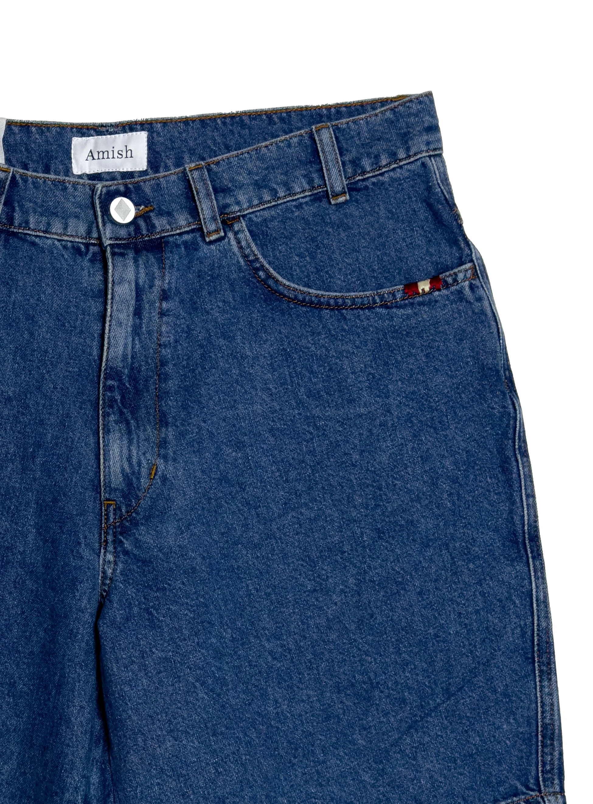 Bermuda Amish blu lavato senza strappi.