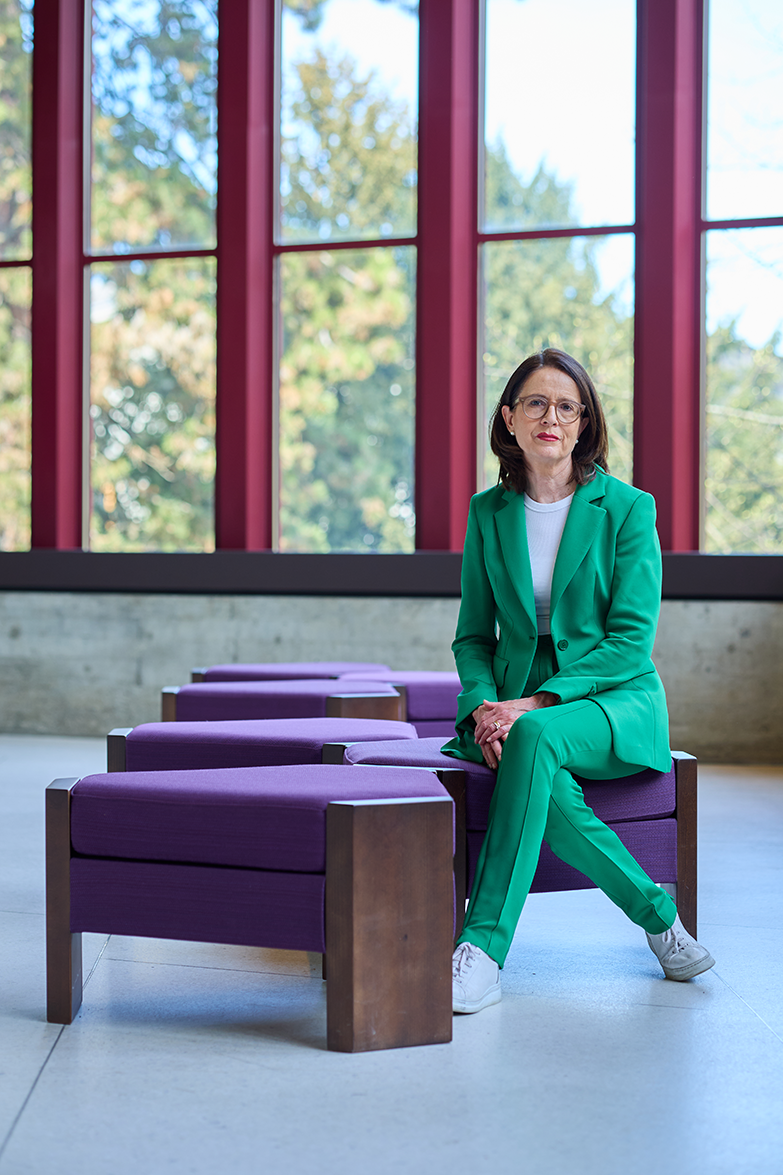 Susanne-Vincenz-Stauffacher-0C0A3654.png