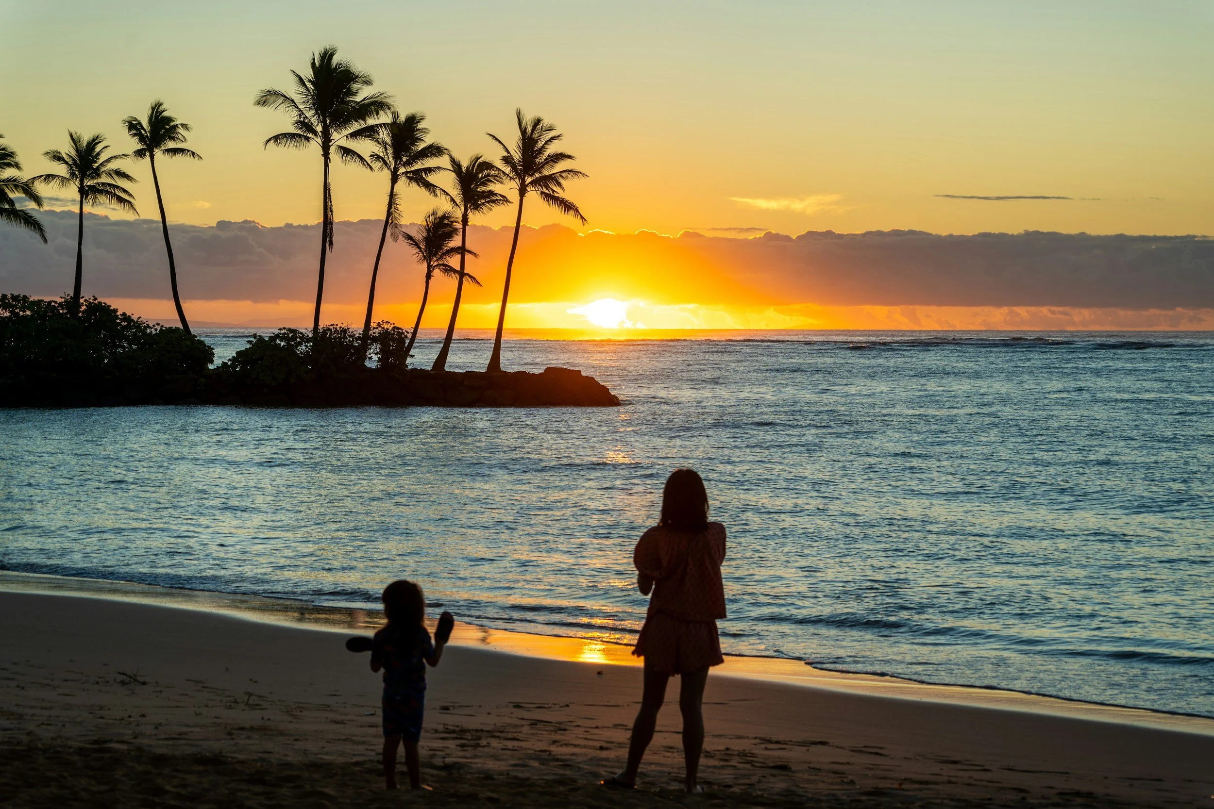 Mobile-First Magic: Reaching Hawaii Audiences on the Go
