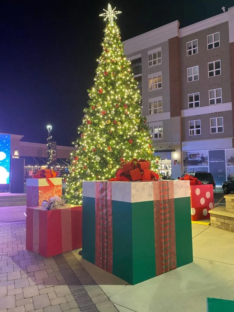 Boost Your Business with Holiday Decorations