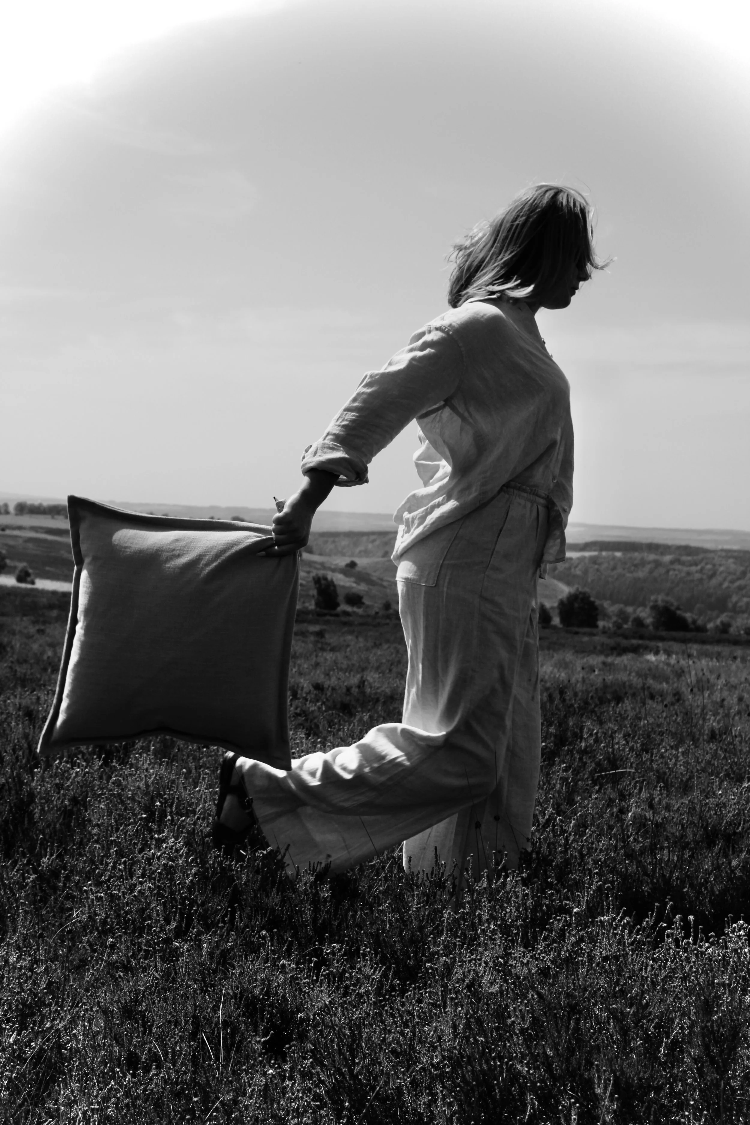 T&G - Model in movement.JPG