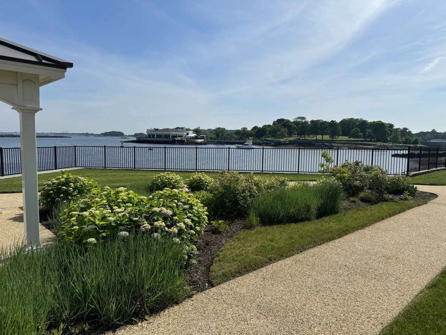 Commercial Plantings & Turf in Westchester County, NY