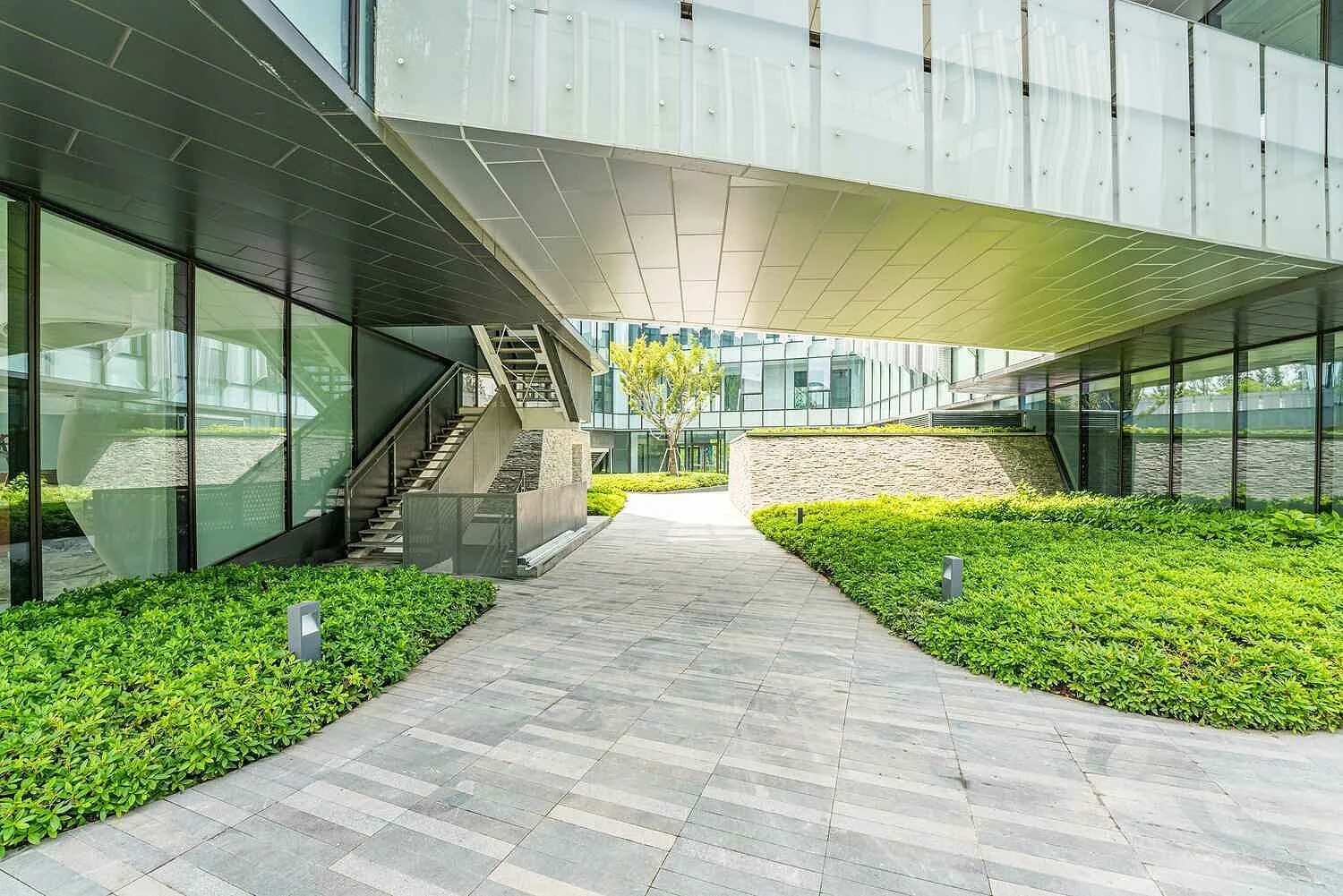 Commercial Paver Walkways & Patios Westchester County, NY