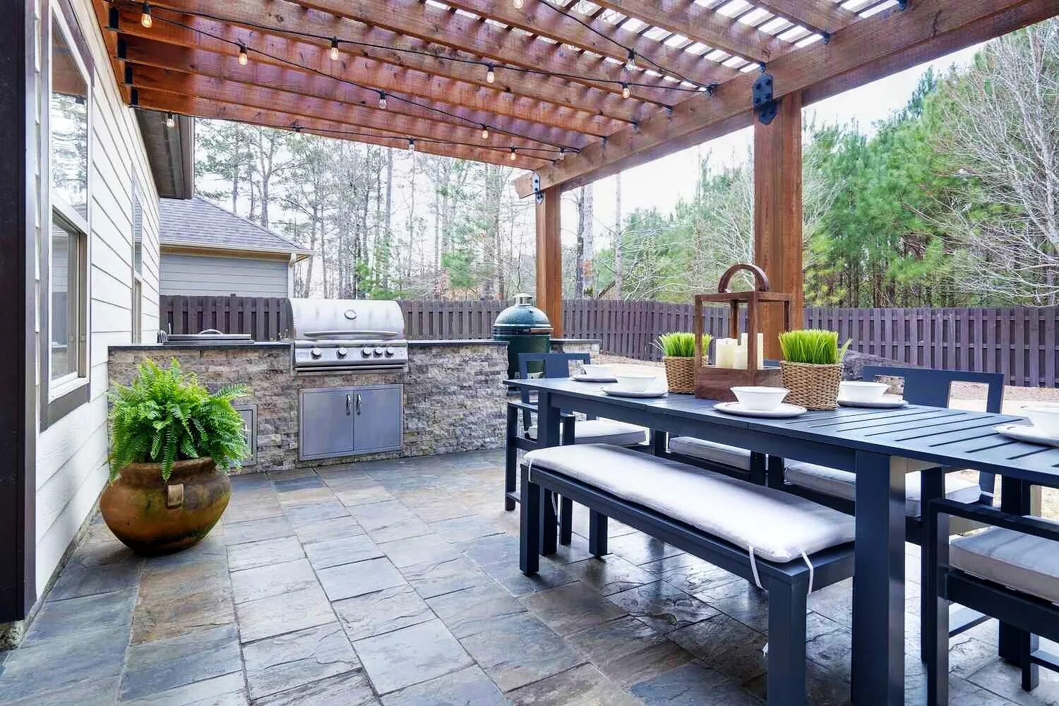 An outdoor kitchen and paver patio in Westchester County, NY