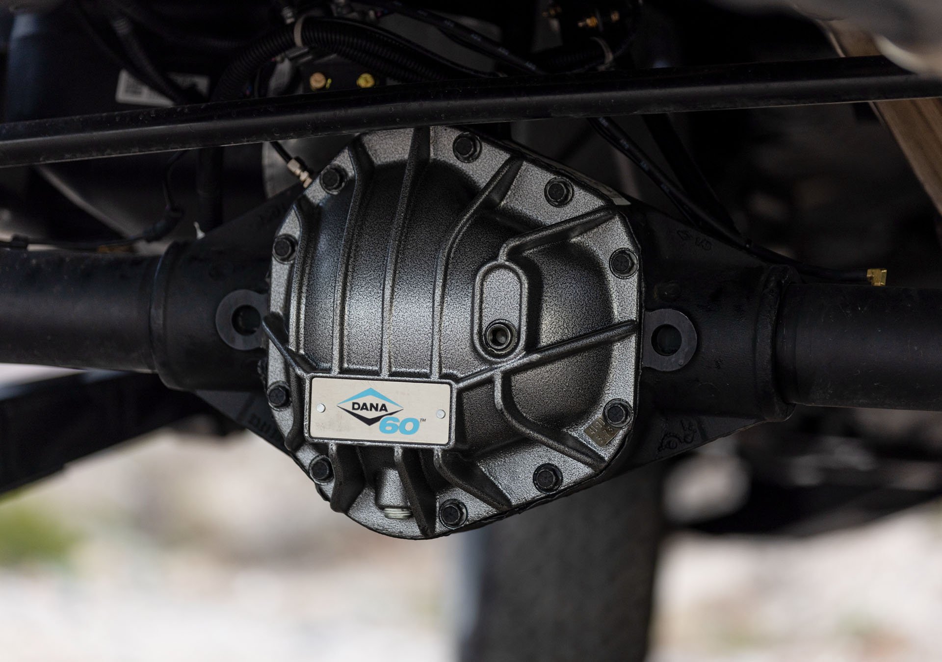 Dana 60 - Semi-Float, Selectable ARB Air Locker, 3/73 Gearset, 35-Spline Chromoly Axleshafts