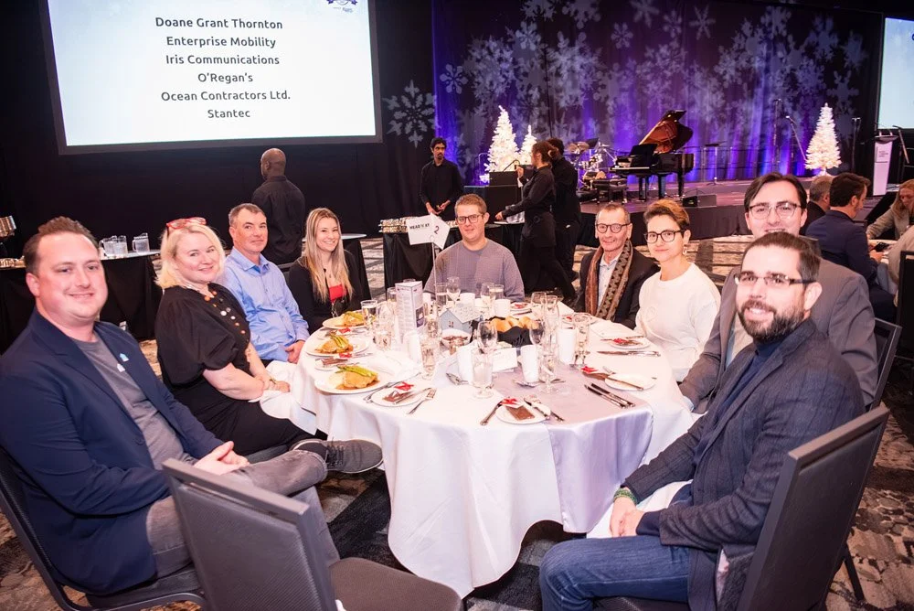 2025 Holiday Luncheon - Phoenix Youth - © Photo Credit @stoometzphoto-134.jpg