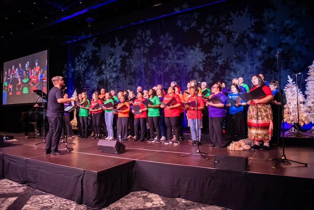 2025 Holiday Luncheon - Phoenix Youth - © Photo Credit @stoometzphoto-151.jpg