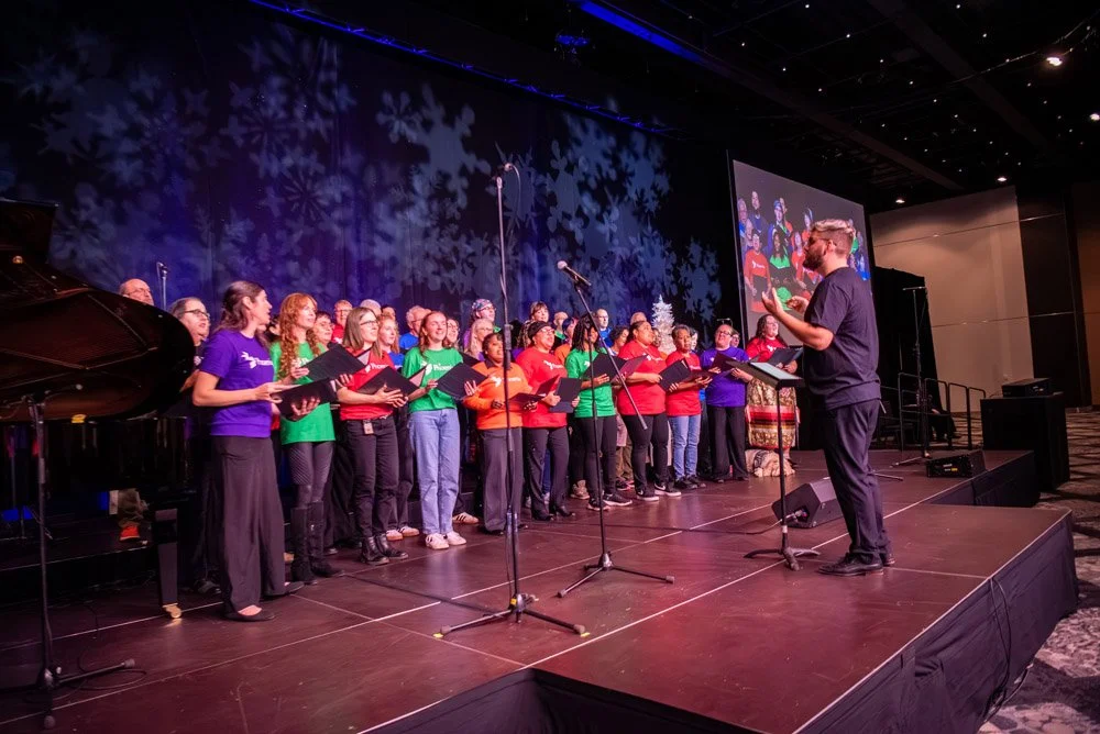 2025 Holiday Luncheon - Phoenix Youth - © Photo Credit @stoometzphoto-158.jpg