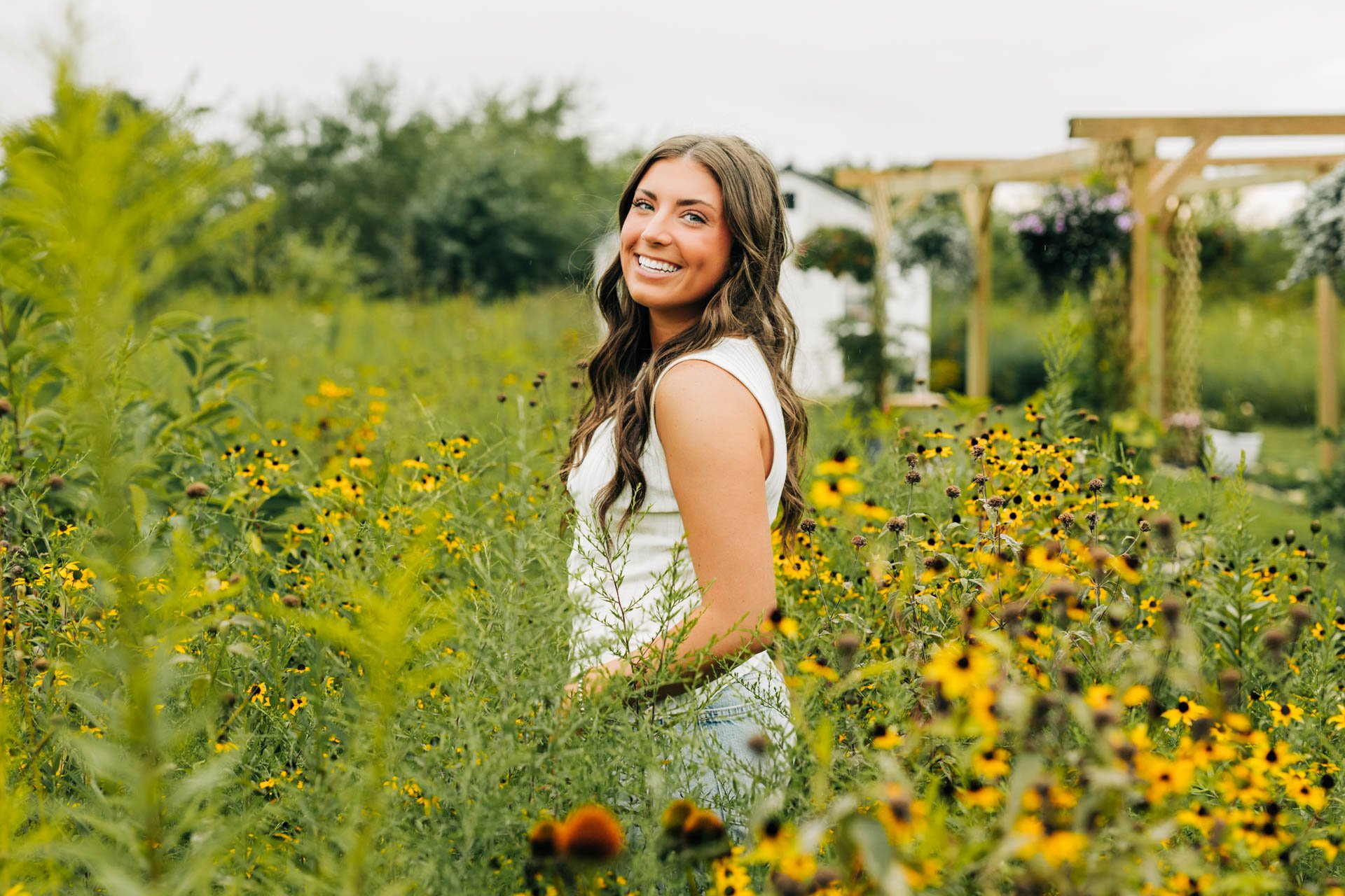 SENIOR // ABIGAIL