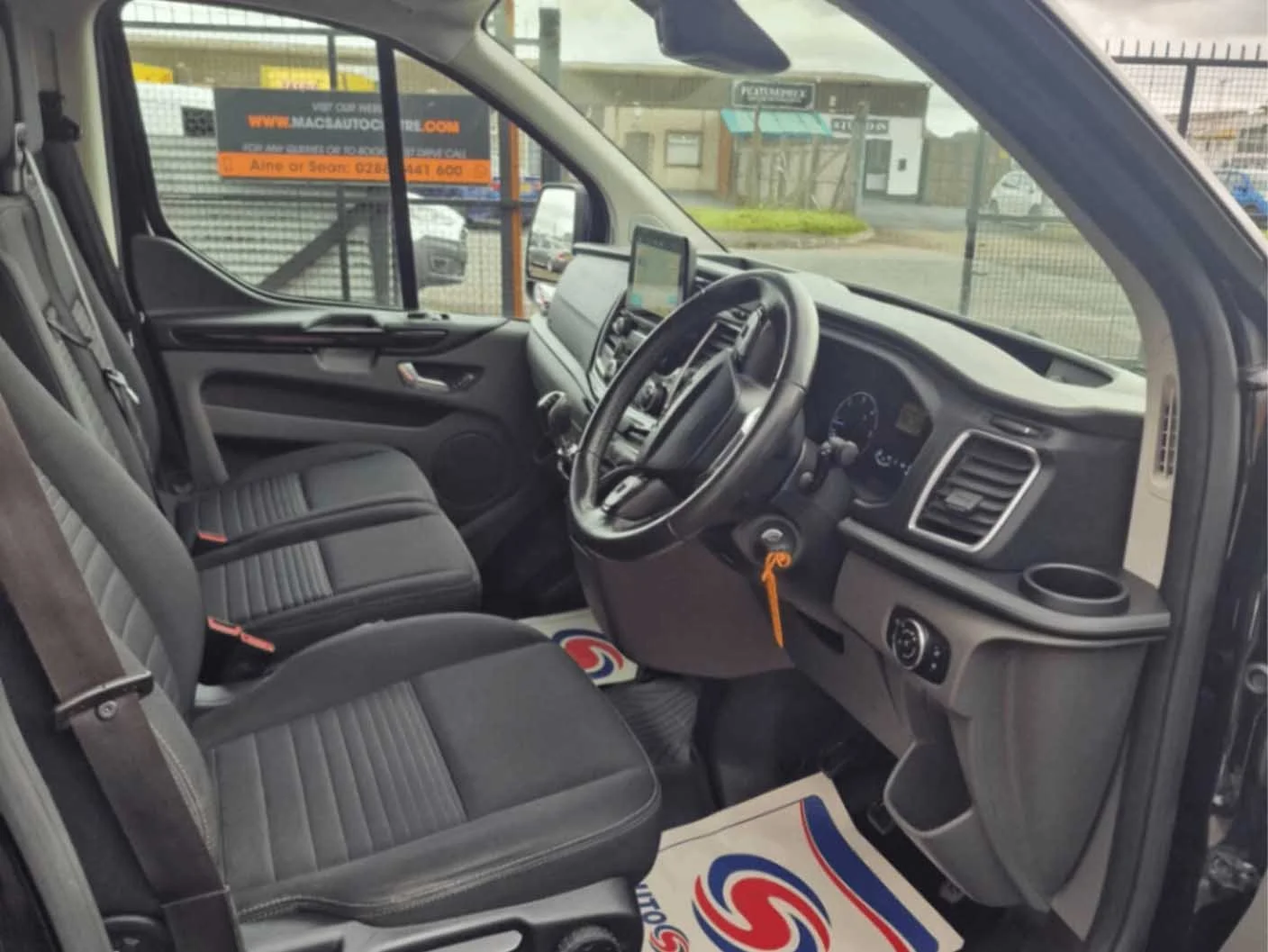 2019 FORD TRANSIT 2.0 ECOBLUE LIMITED_0004_download (14).jpg