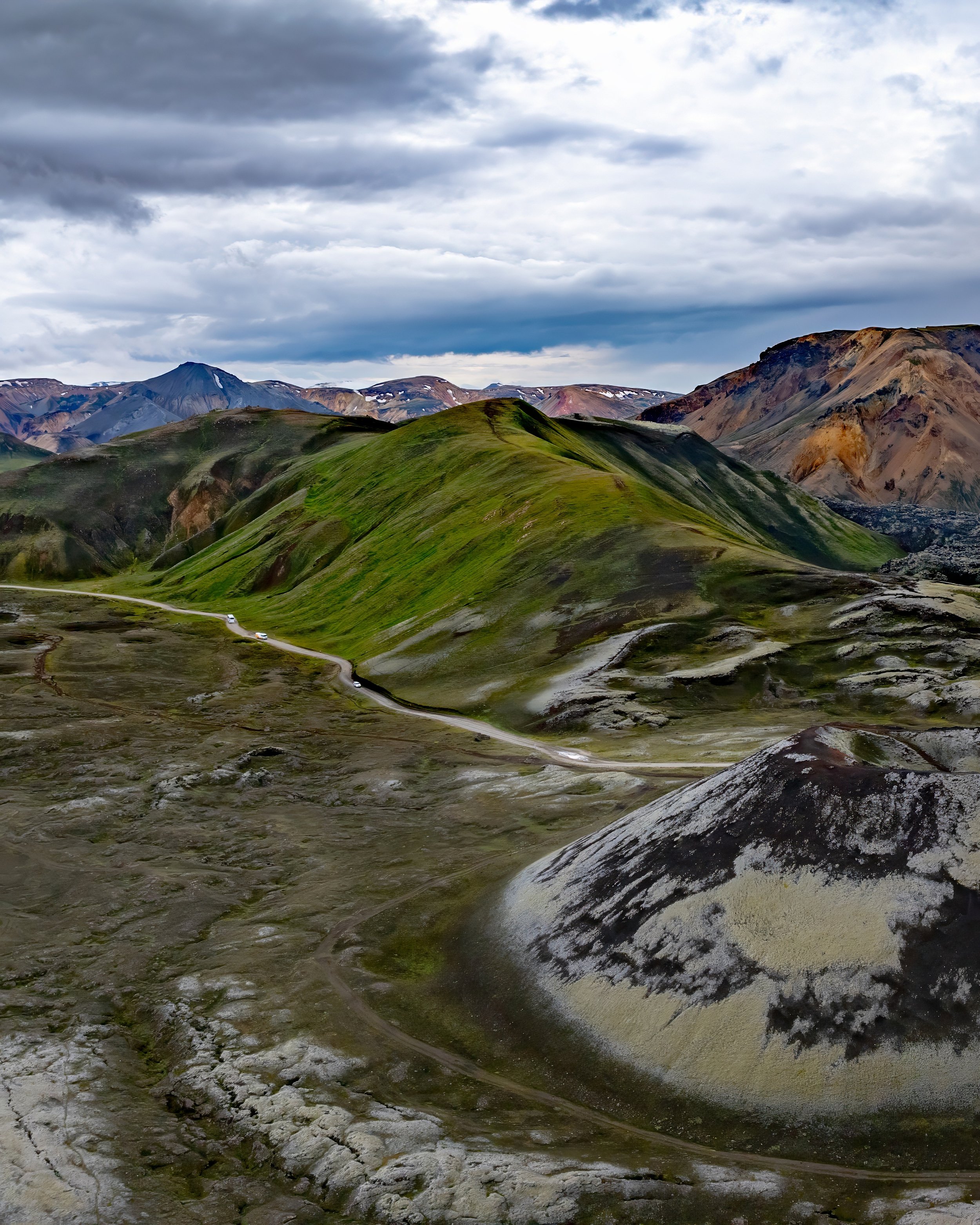 Iceland-PostsDJI_20240727180938_0437_D-HDR-Panorama-ki-edited.jpg