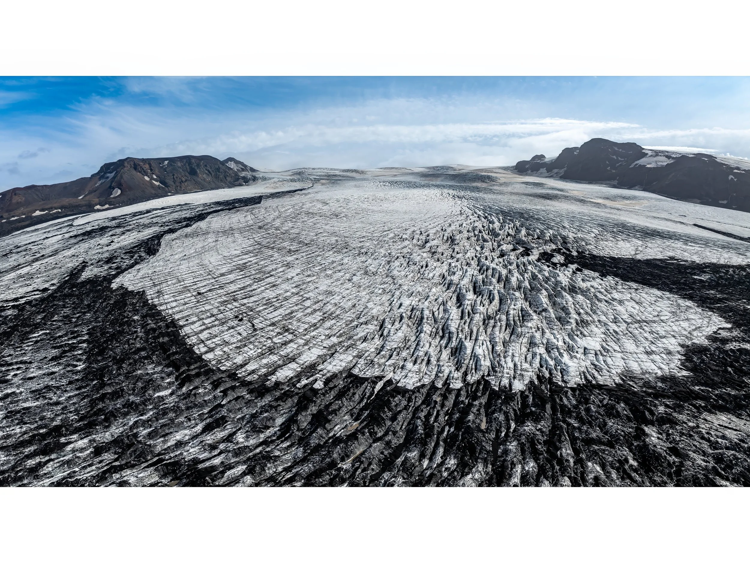 Iceland-PostsDJI_20240801173558_0622_D-HDR-Panorama-ki-edited.jpg