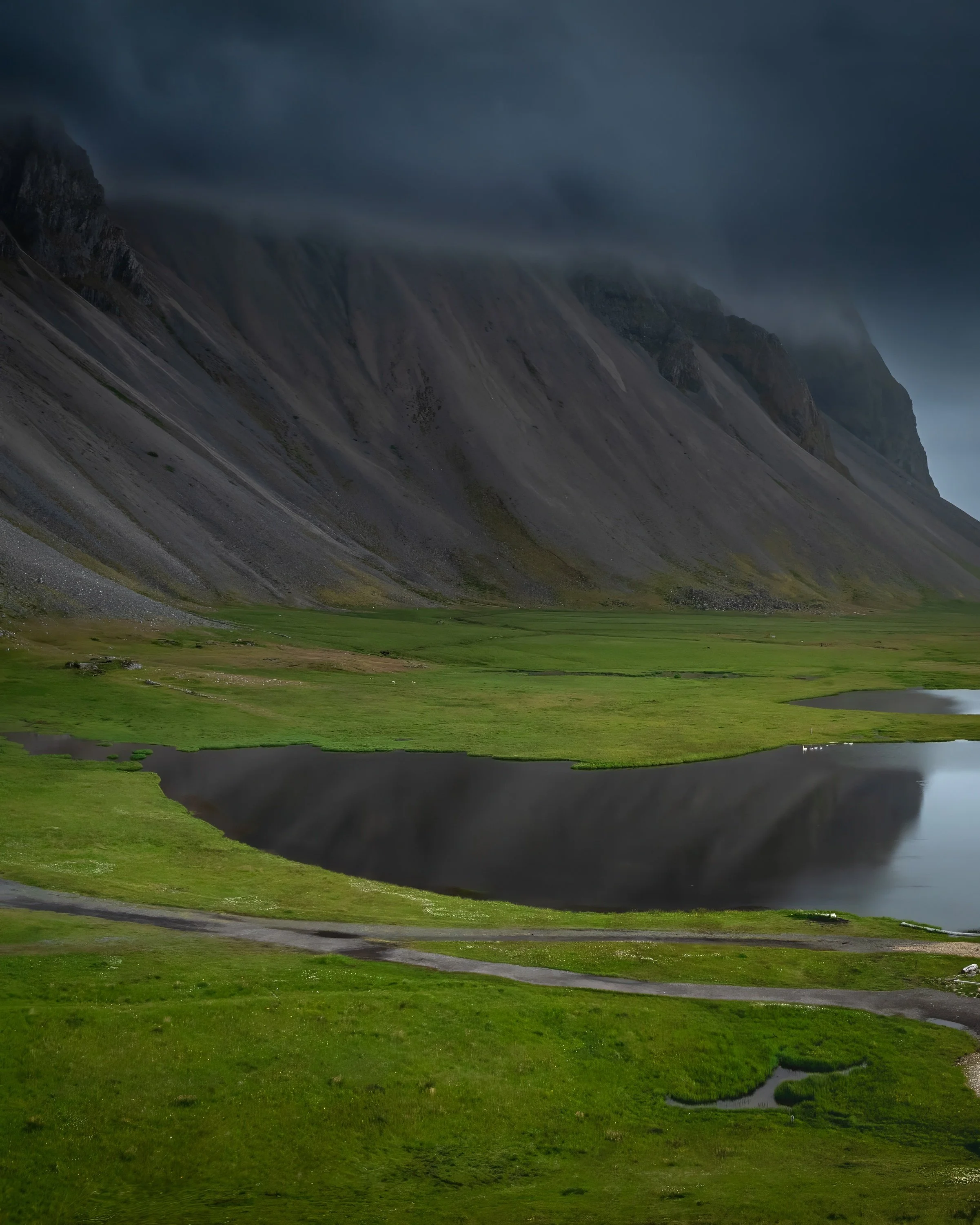 Iceland-PostsDJI_20240729154752_0199_D-HDR-Panorama-3-ki-edited.jpg