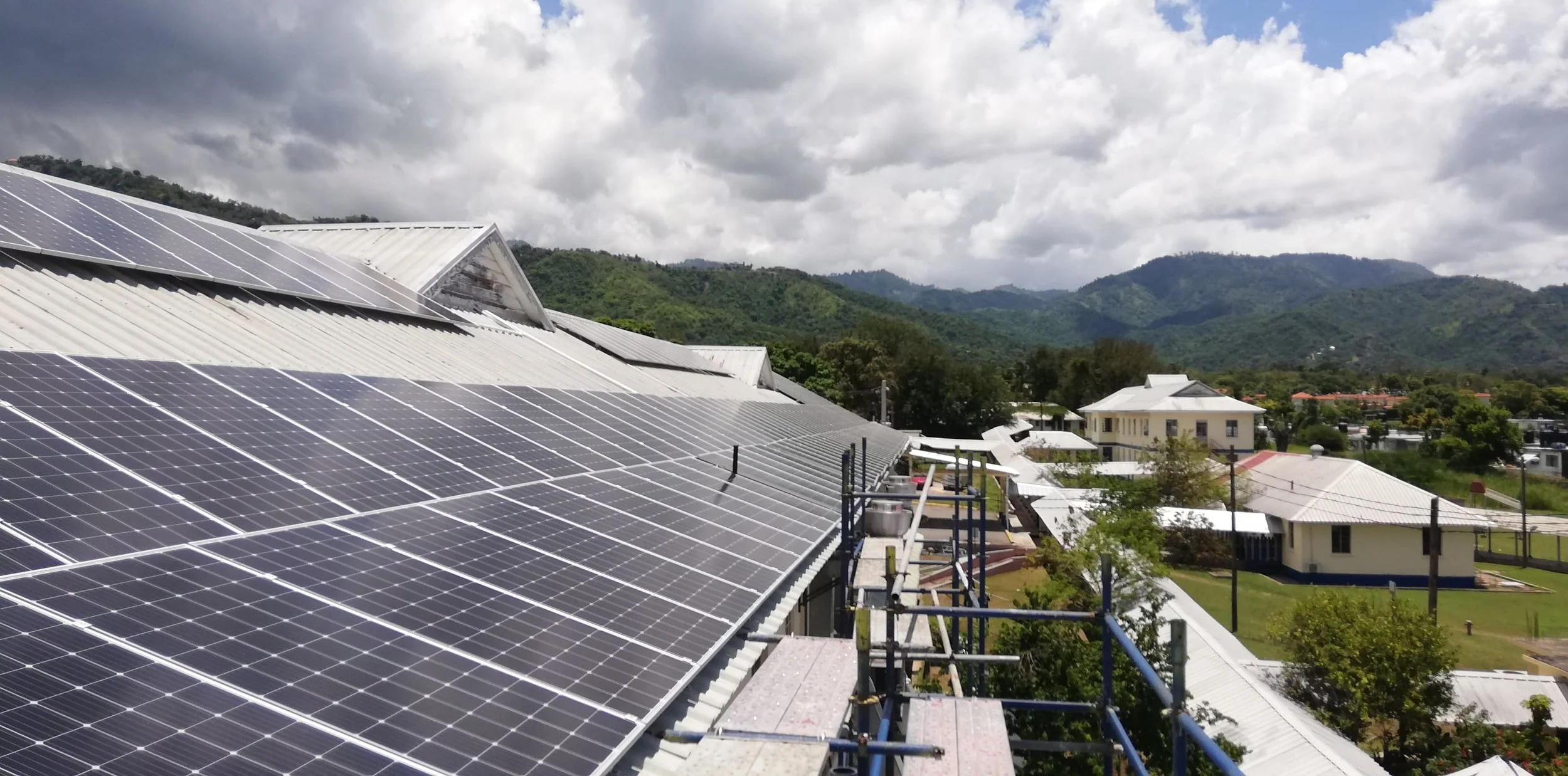 Interconnected photovoltaic systems_Hospitals_Jamaica_Enviroearth