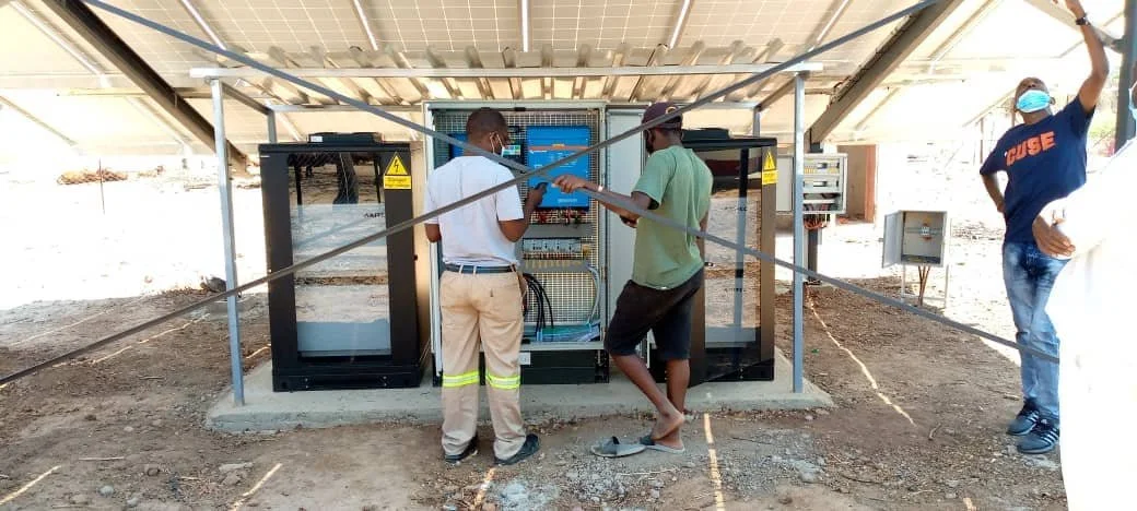 Solar power plants_Hospitals_Zimbabwe_Enviroearth