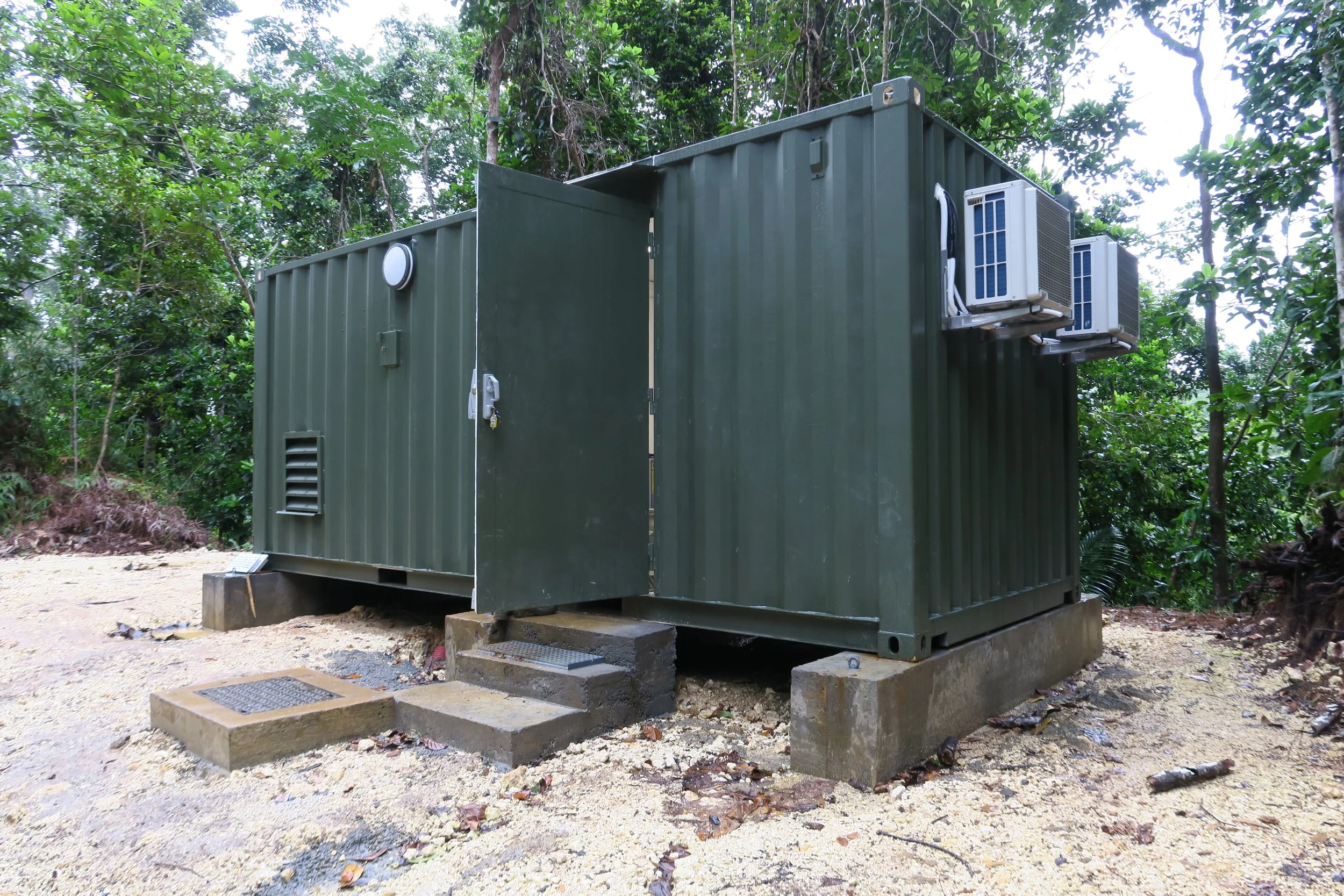 IMG_9879 - Copie.JPG