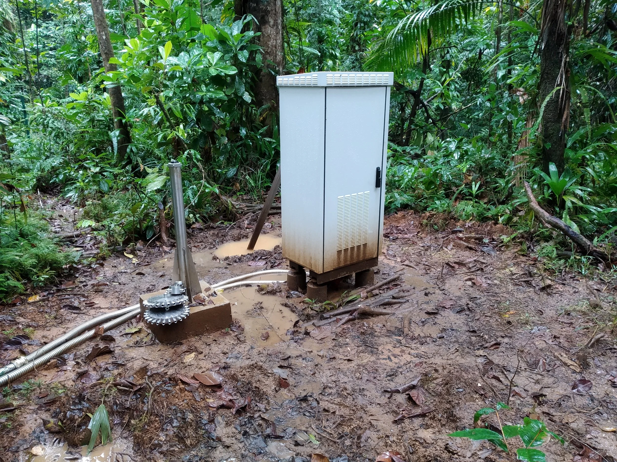 H5 when Enviroearth team started to work.jpg