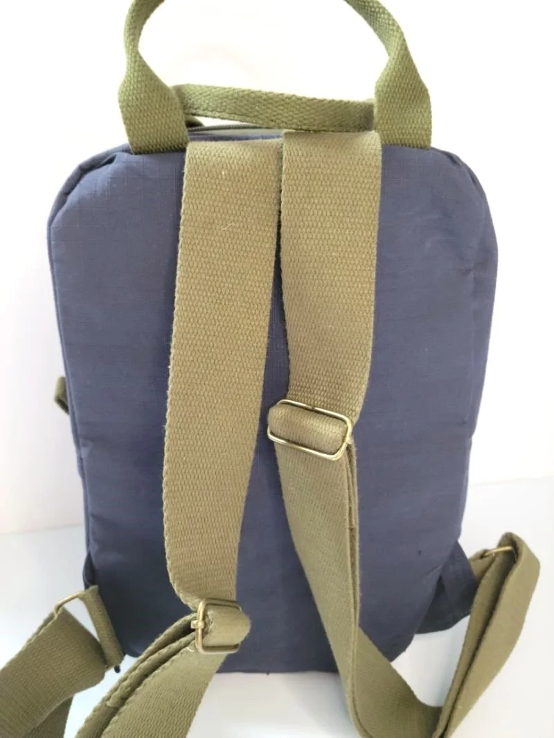 Botanica-daisy-backpack-straps.jpg